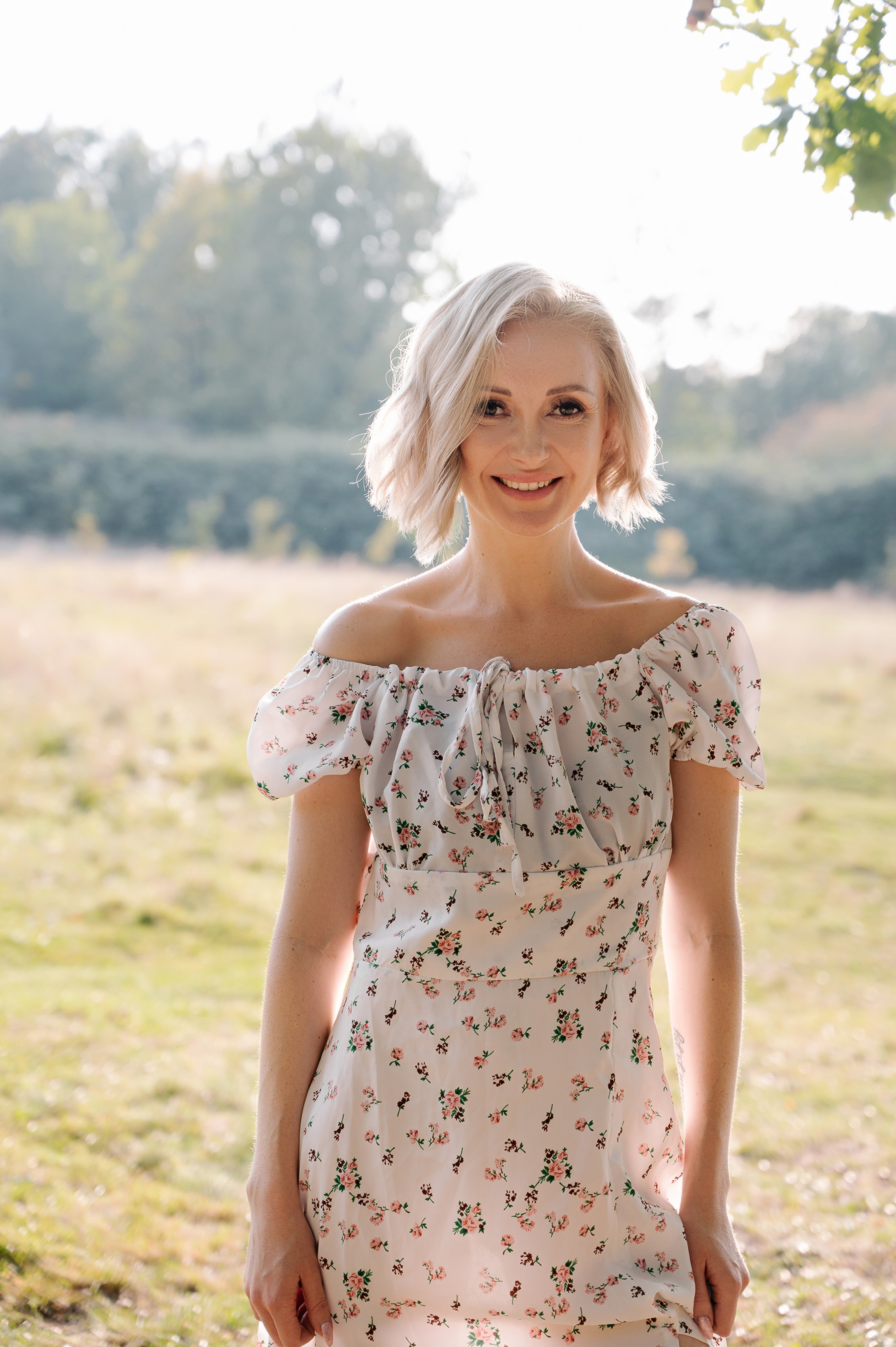 Ксения. Профессиональный фотограф беременности в СПБ. Стильные фотосессии беременности в стиле минимализм и классическая фотография