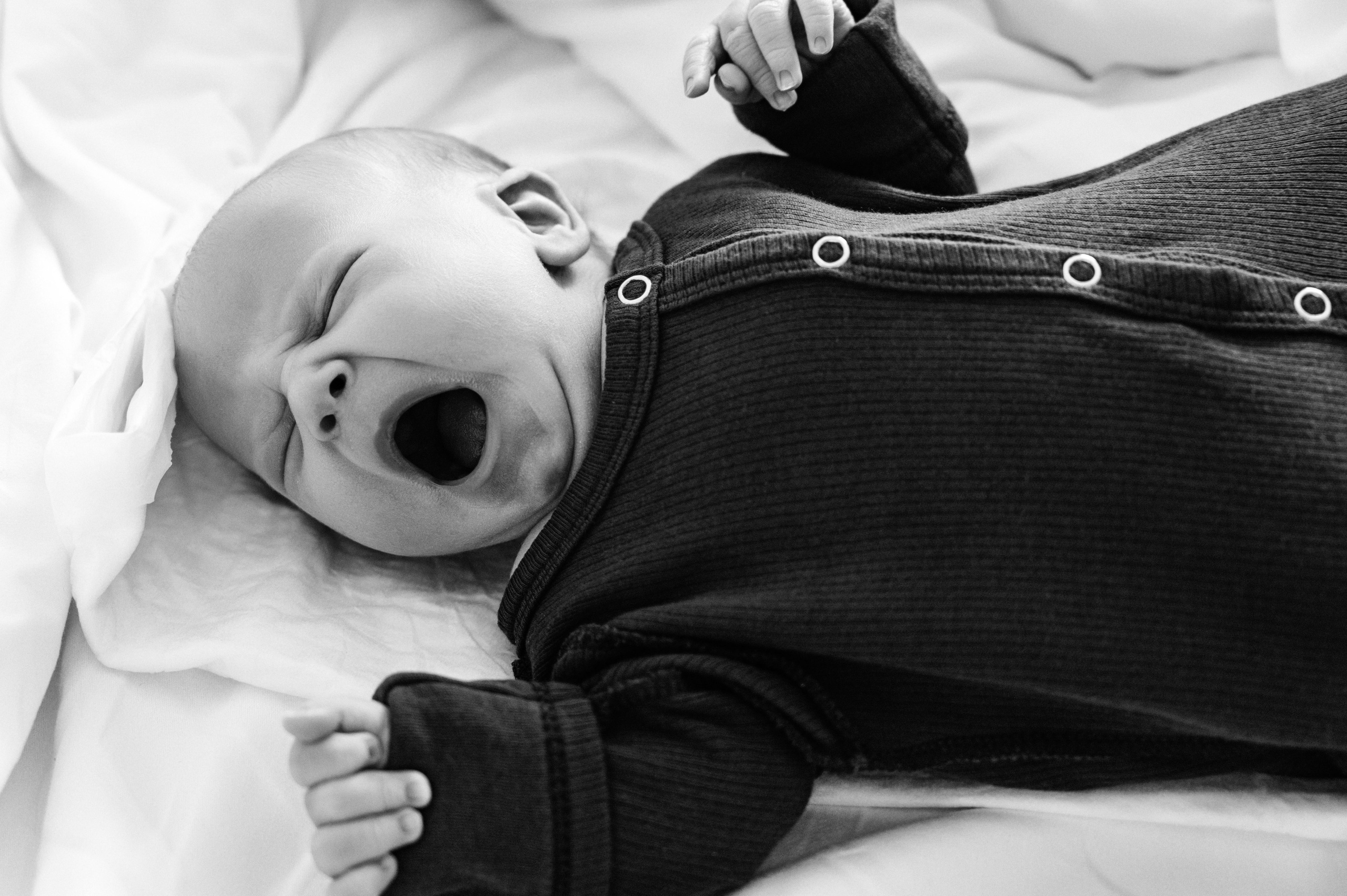 Выписка. Профессиональный фотограф беременности в СПБ. Стильные фотосессии беременности в стиле минимализм и классическая фотография