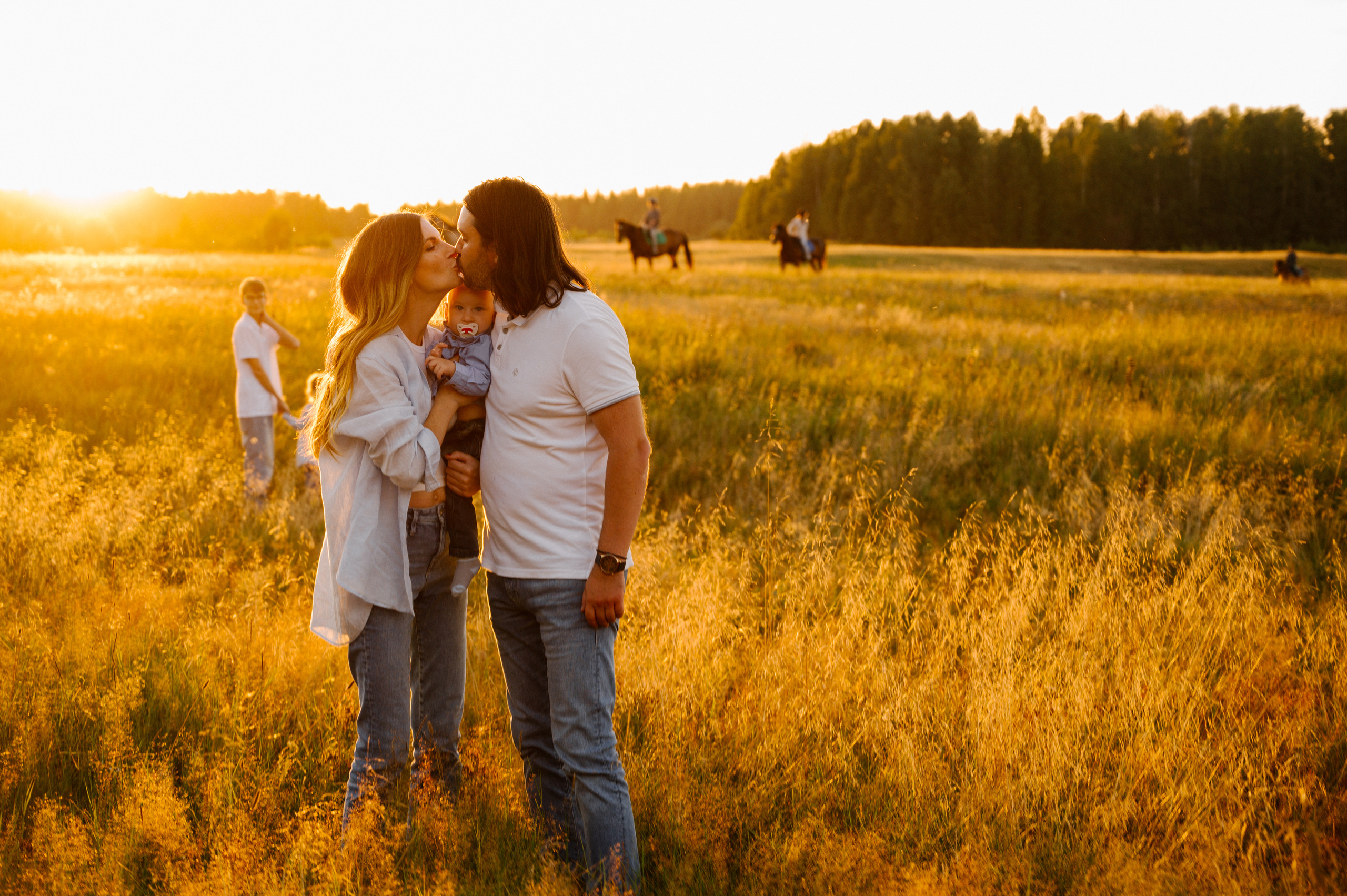 Лина. Профессиональный фотограф беременности в СПБ. Стильные фотосессии беременности в стиле минимализм и классическая фотография
