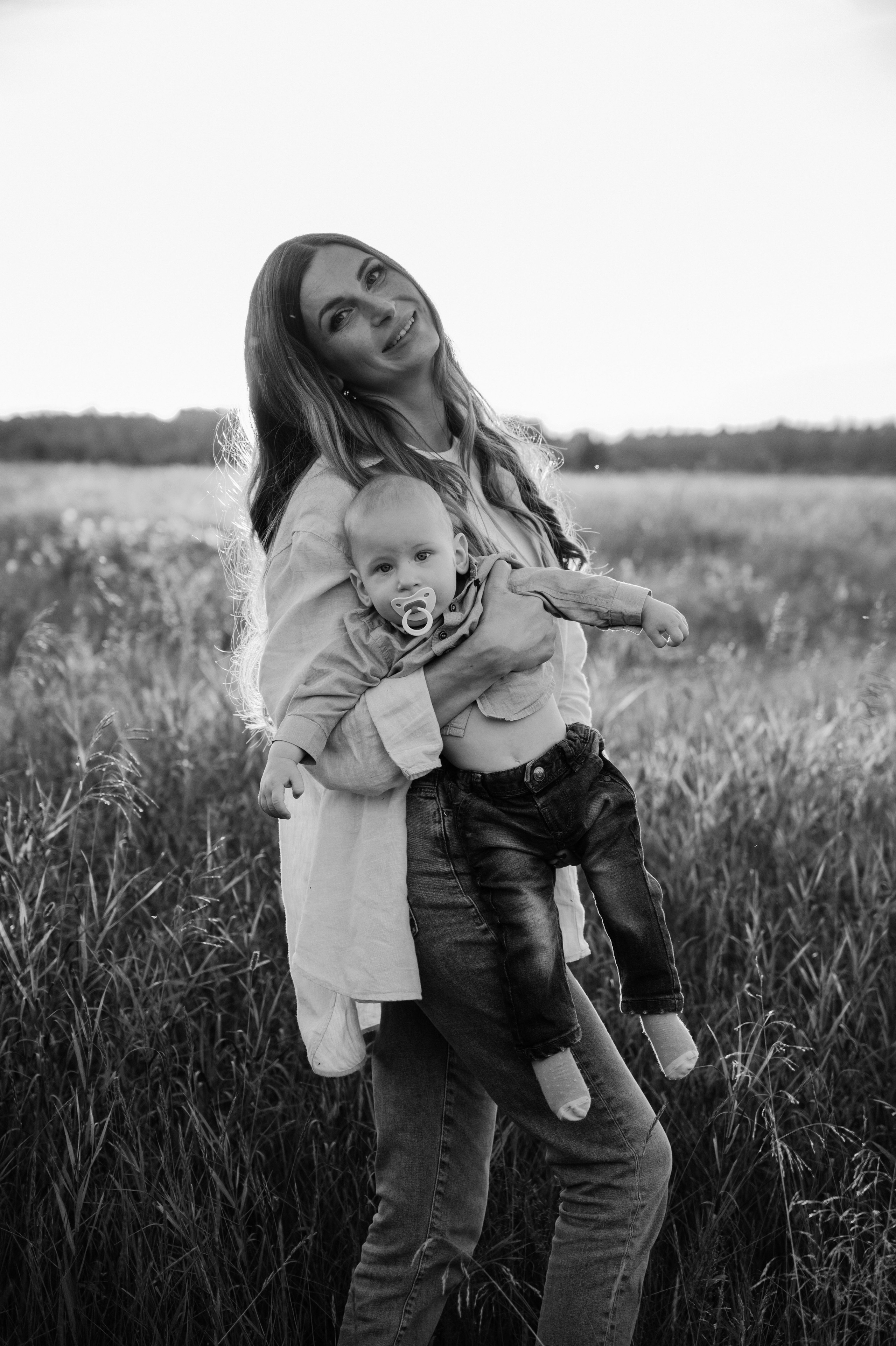 Лина. Профессиональный фотограф беременности в СПБ. Стильные фотосессии беременности в стиле минимализм и классическая фотография