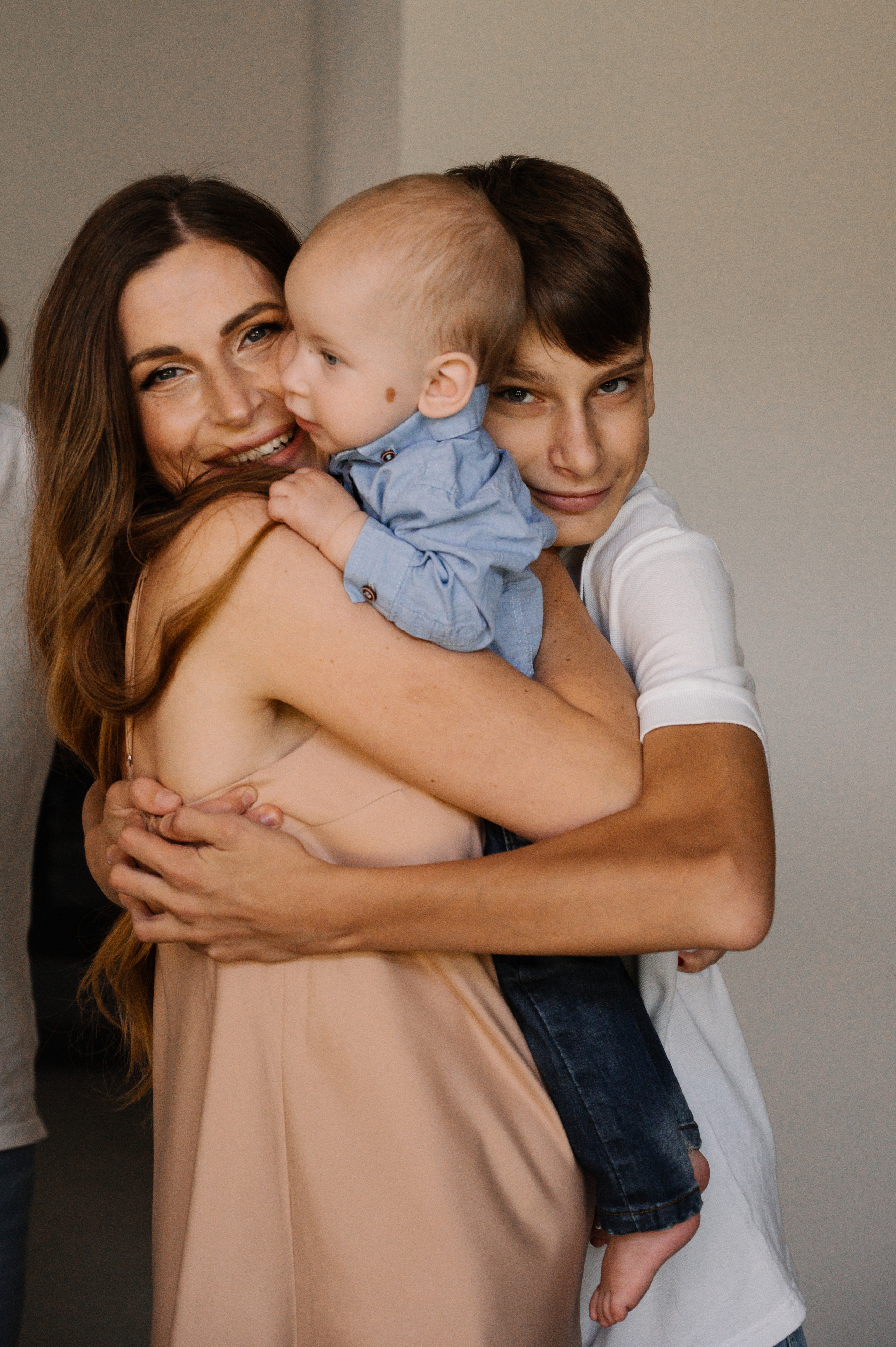 Лина. Профессиональный фотограф беременности в СПБ. Стильные фотосессии беременности в стиле минимализм и классическая фотография