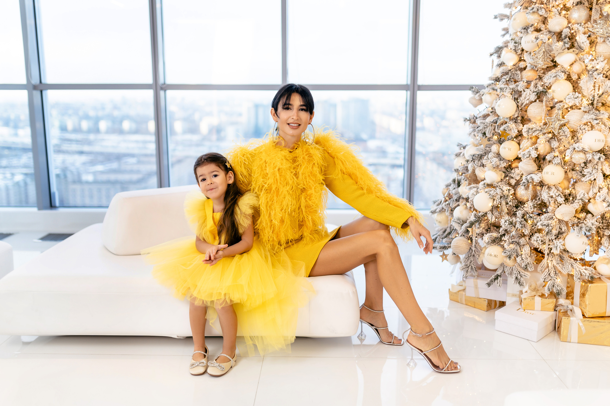 Анна. Профессиональный фотограф беременности в СПБ. Стильные фотосессии беременности в стиле минимализм и классическая фотография