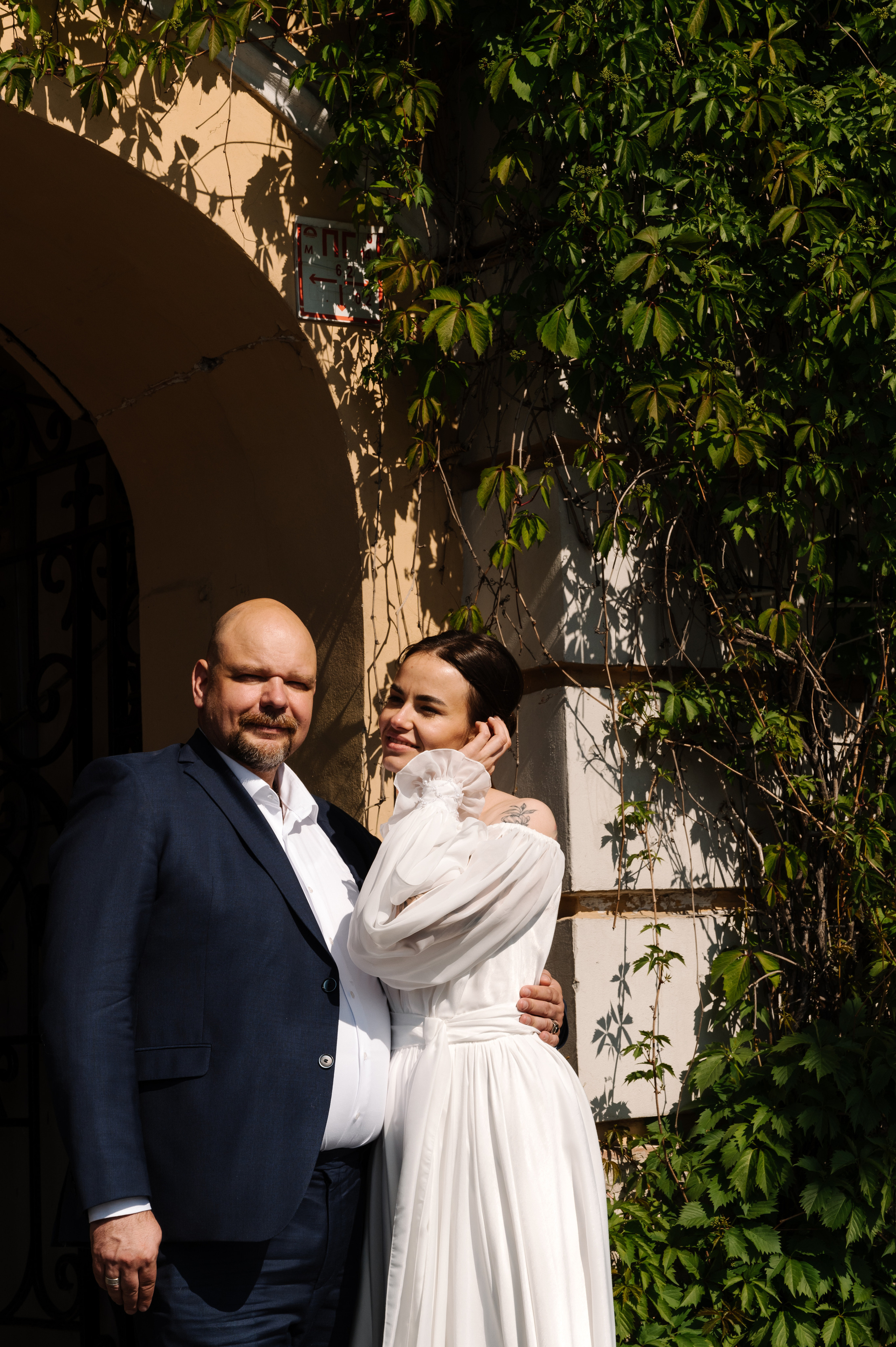 Венчание. Профессиональный фотограф беременности в СПБ. Стильные фотосессии беременности в стиле минимализм и классическая фотография