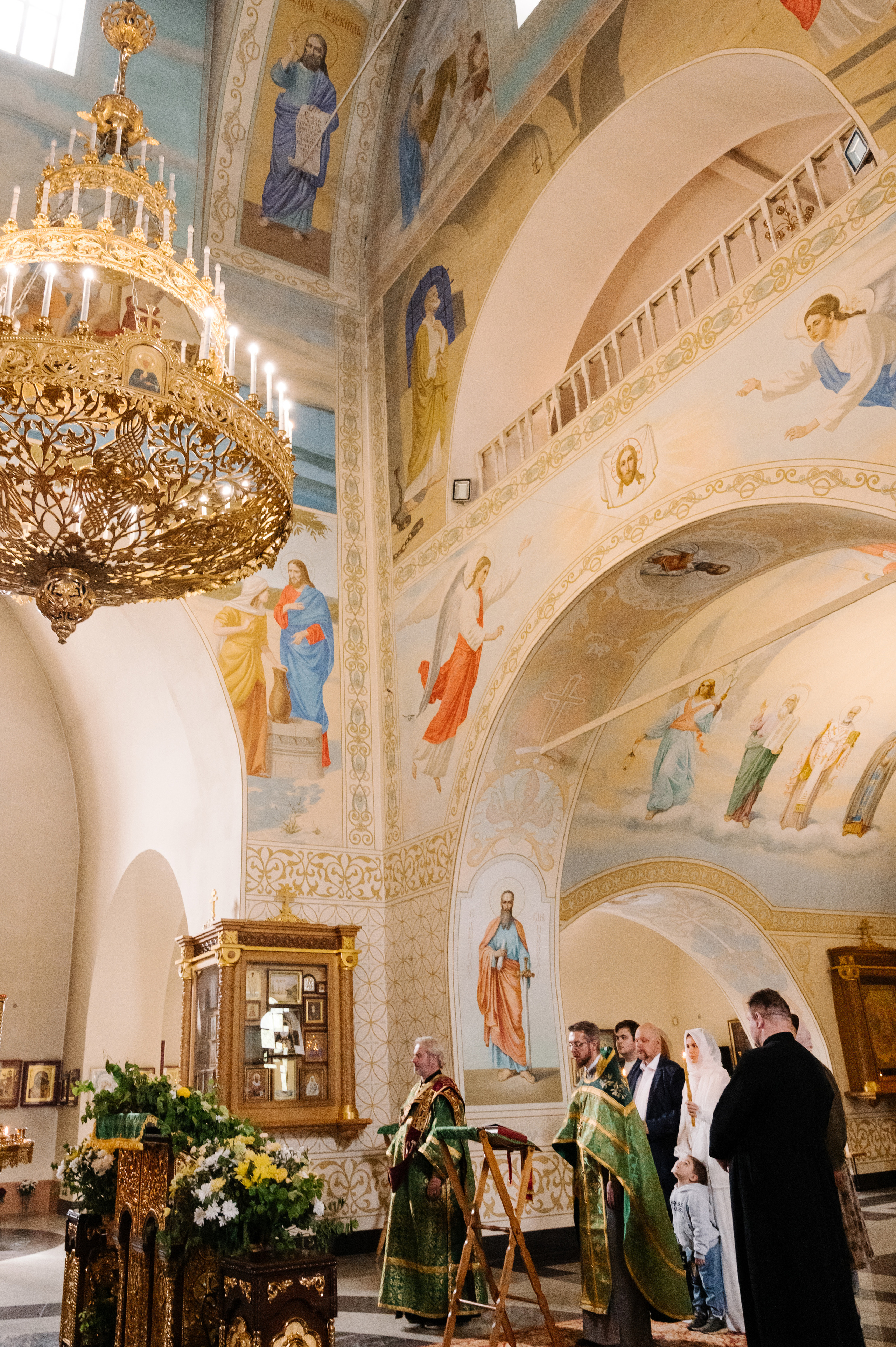 Венчание. Профессиональный фотограф беременности в СПБ. Стильные фотосессии беременности в стиле минимализм и классическая фотография