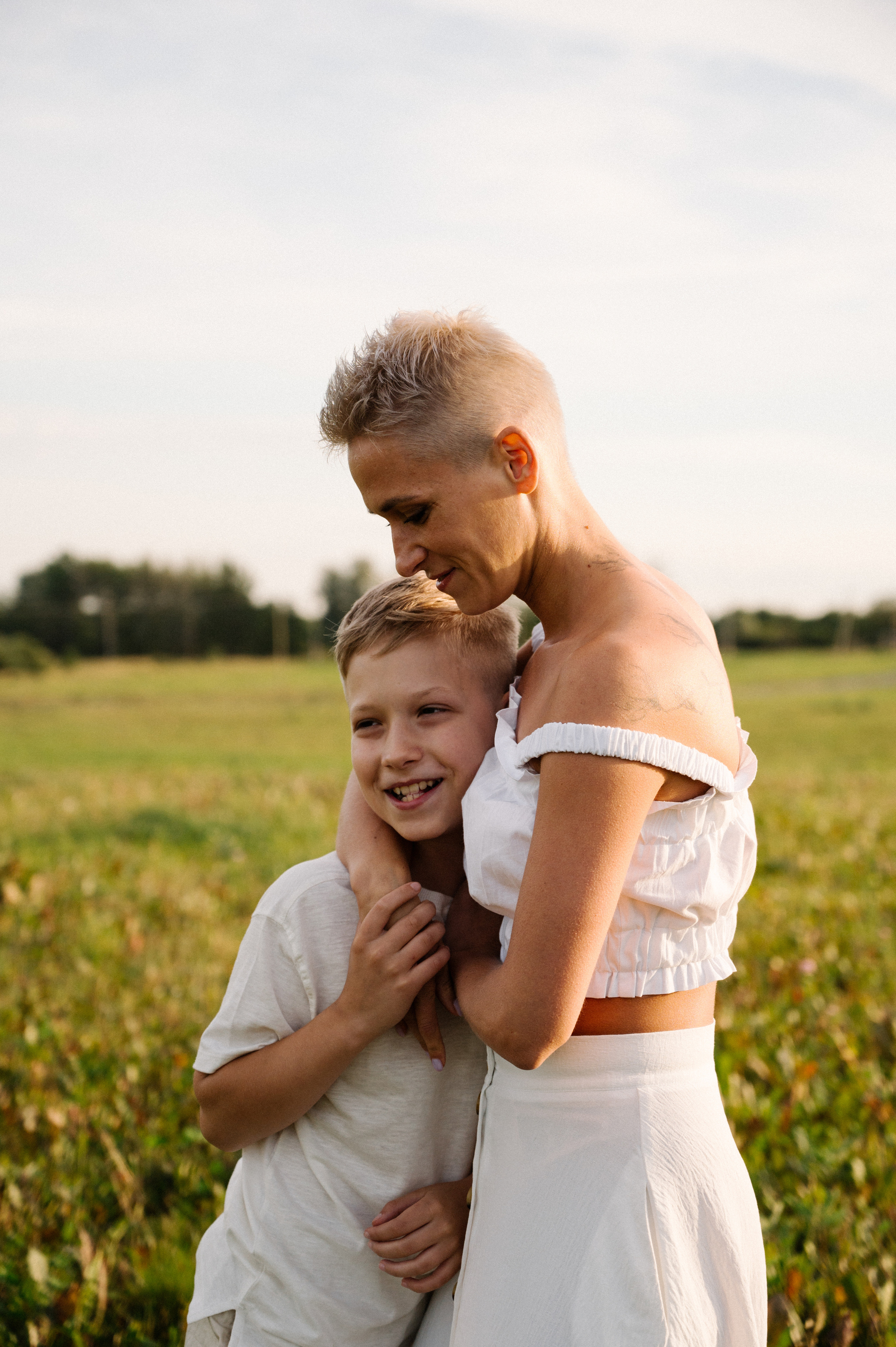 Алина сдетьми. Профессиональный фотограф беременности в СПБ. Стильные фотосессии беременности в стиле минимализм и классическая фотография