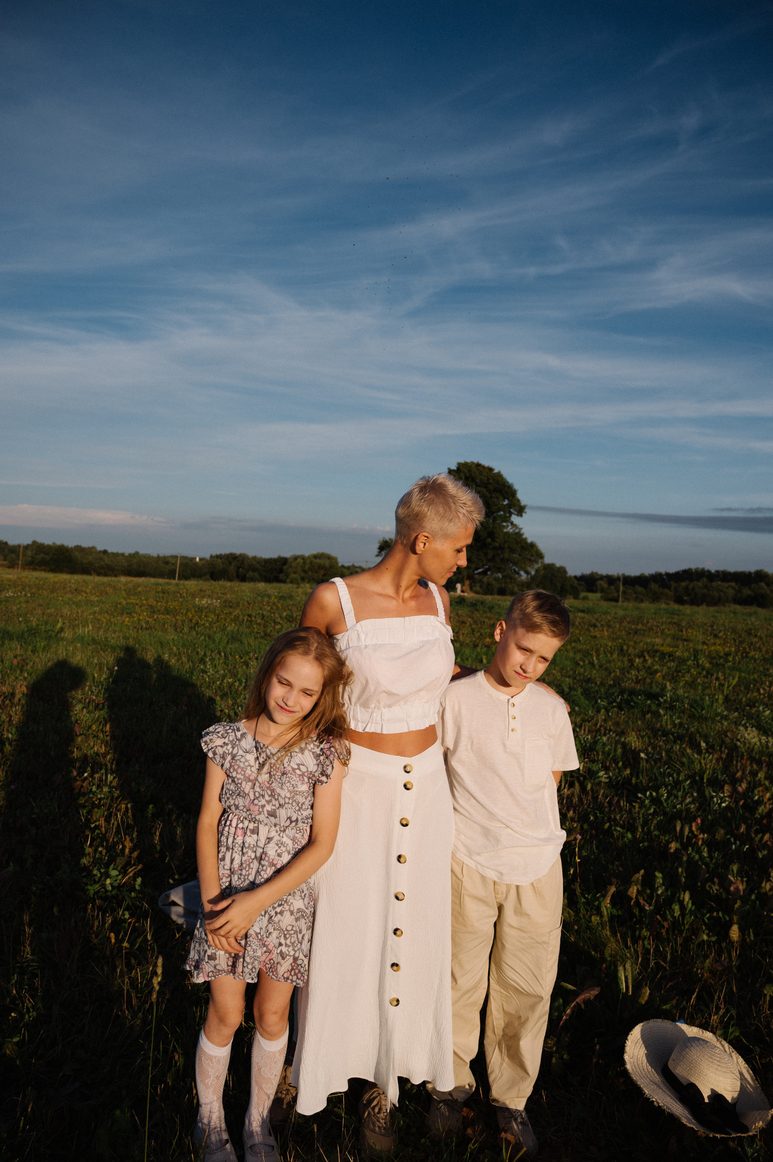 Алина сдетьми. Профессиональный фотограф беременности в СПБ. Стильные фотосессии беременности в стиле минимализм и классическая фотография