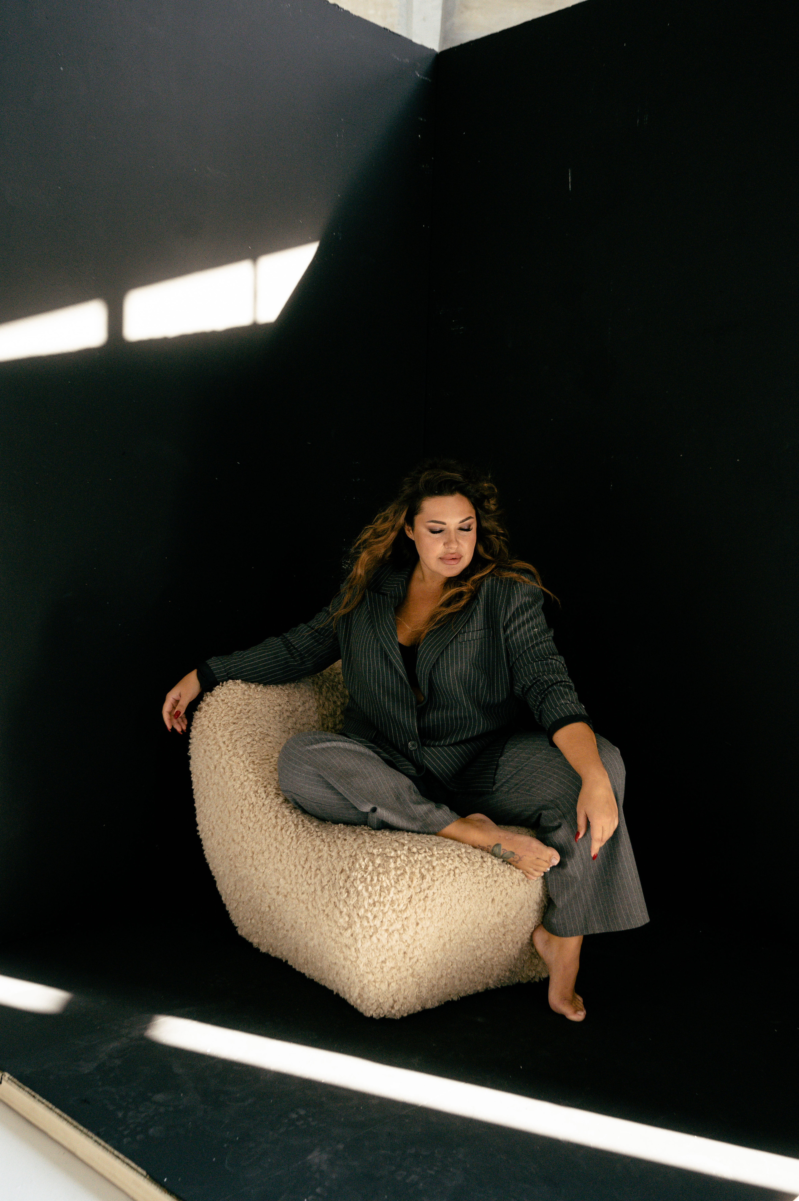 Элеонора. Профессиональный фотограф беременности в СПБ. Стильные фотосессии беременности в стиле минимализм и классическая фотография