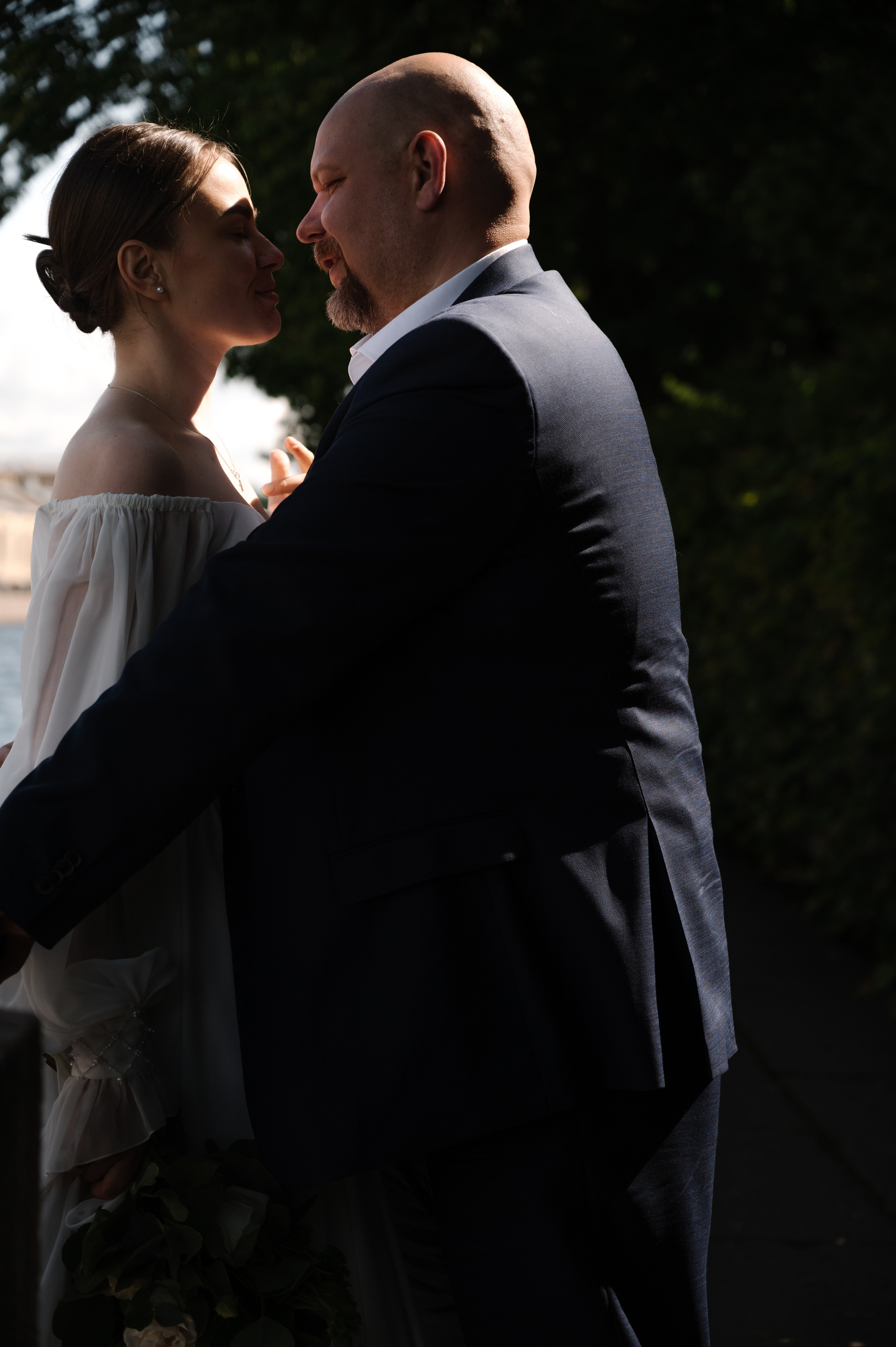 Венчание. Профессиональный фотограф беременности в СПБ. Стильные фотосессии беременности в стиле минимализм и классическая фотография