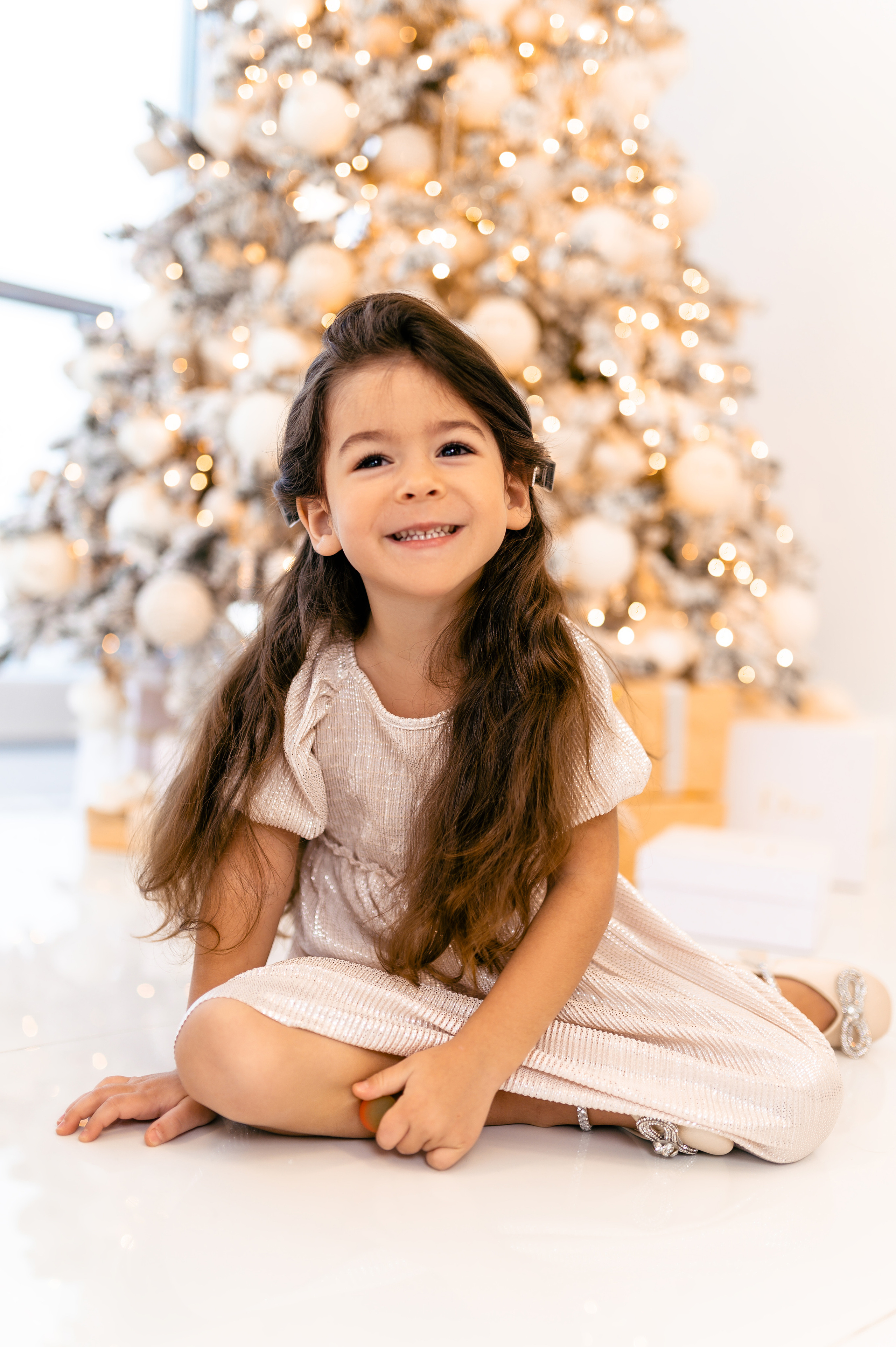 Анна. Профессиональный фотограф беременности в СПБ. Стильные фотосессии беременности в стиле минимализм и классическая фотография