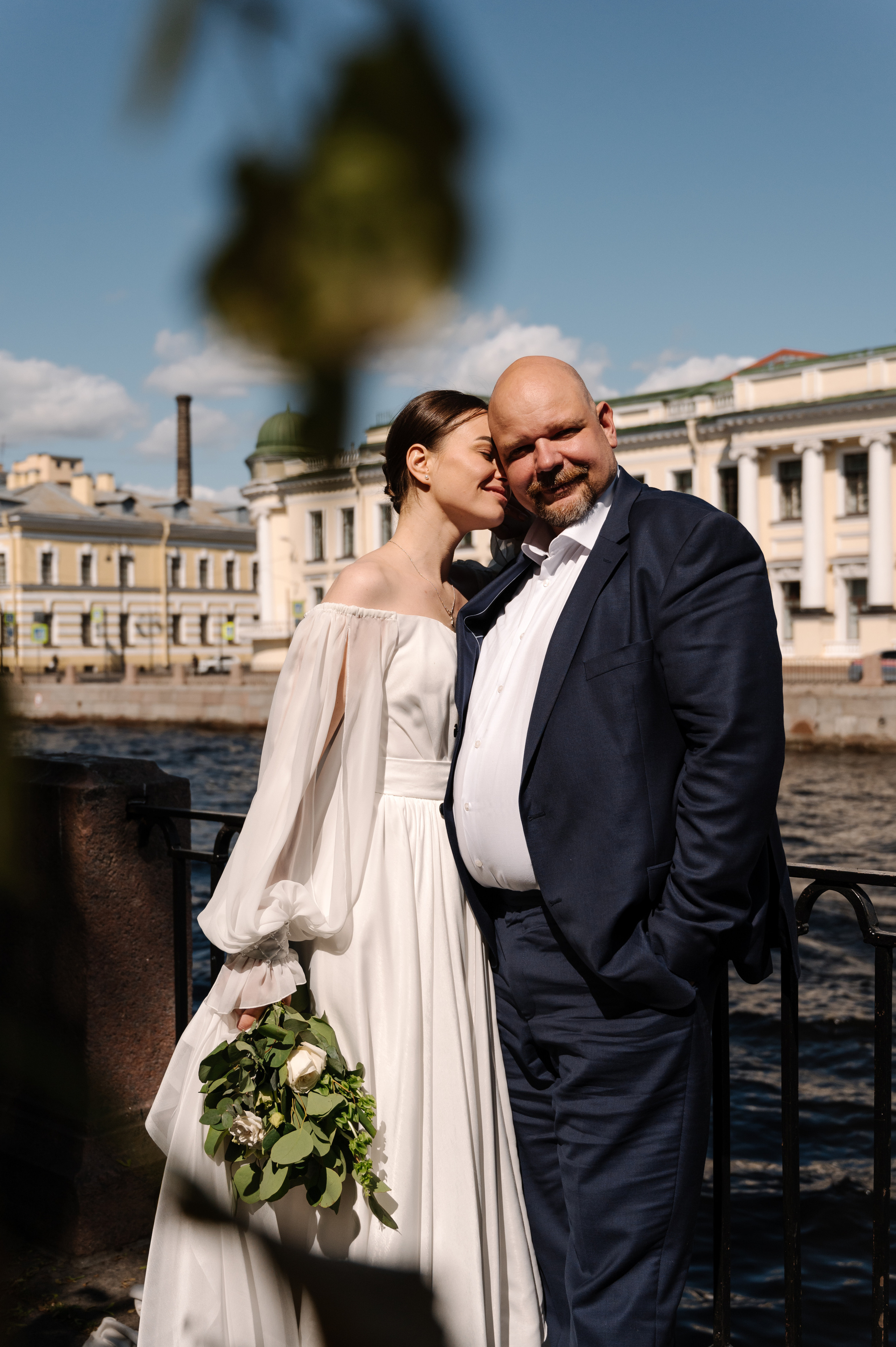 Венчание. Профессиональный фотограф беременности в СПБ. Стильные фотосессии беременности в стиле минимализм и классическая фотография