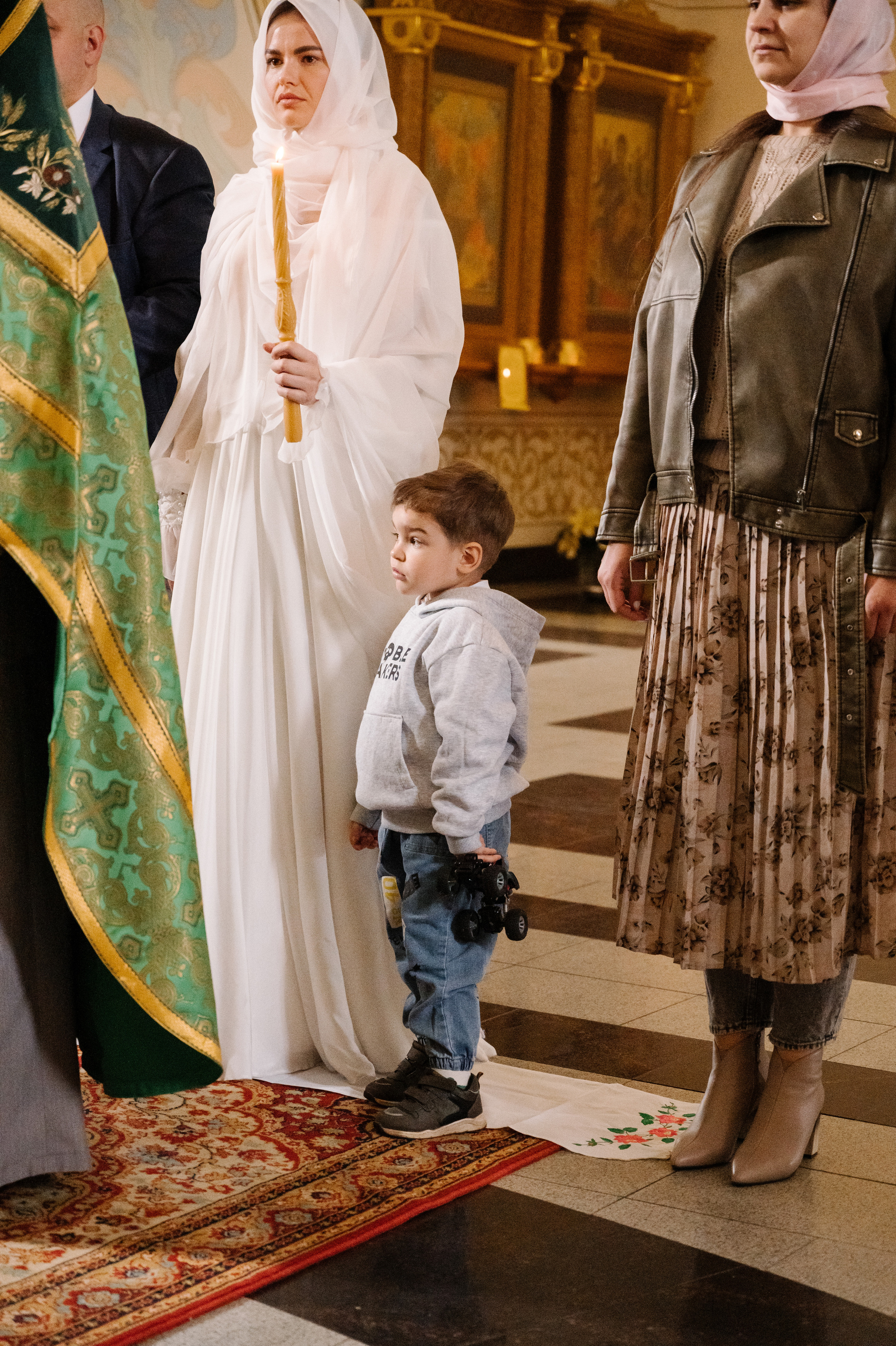 Венчание. Профессиональный фотограф беременности в СПБ. Стильные фотосессии беременности в стиле минимализм и классическая фотография