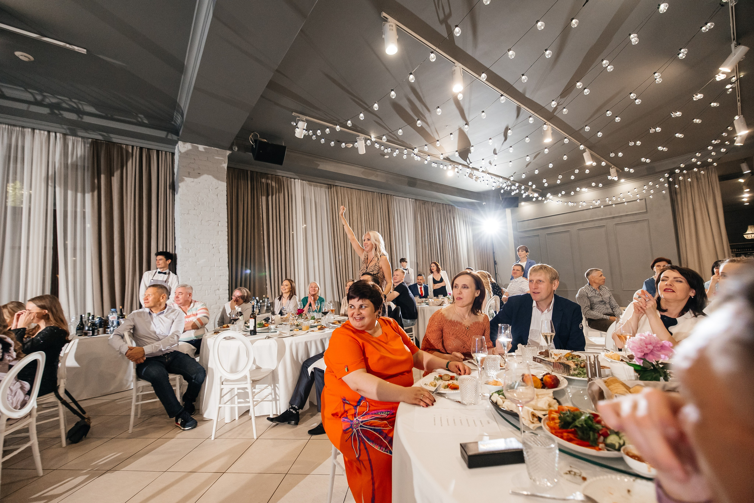 2023-06-23 Выпускной МБОУ СОШ № 10. Фотограф в Красноярске