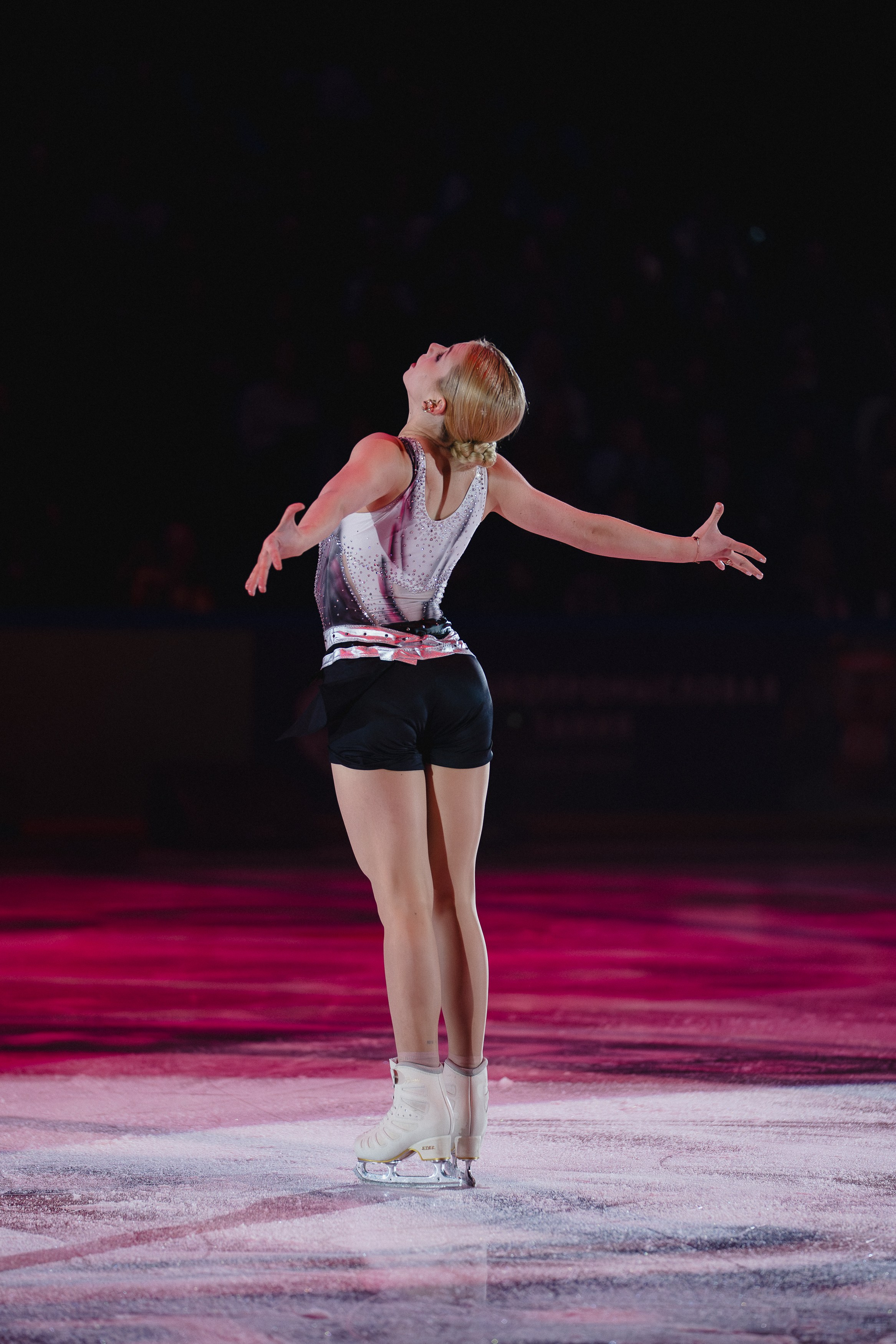 Шоу Этери Тутберидзе в Новосибирске. Воробьева Ксения — Спортивный и танцевальный фотограф Новосибирск