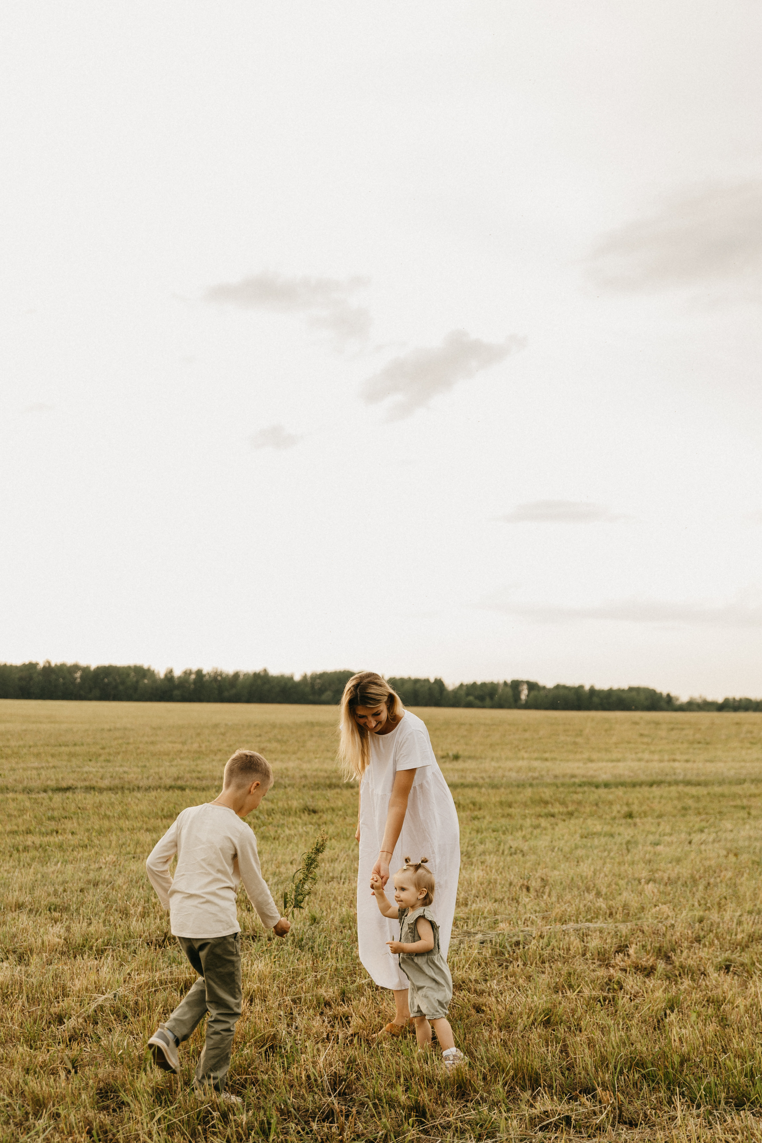 Марина, Женя, Даша, Ваня. Главная