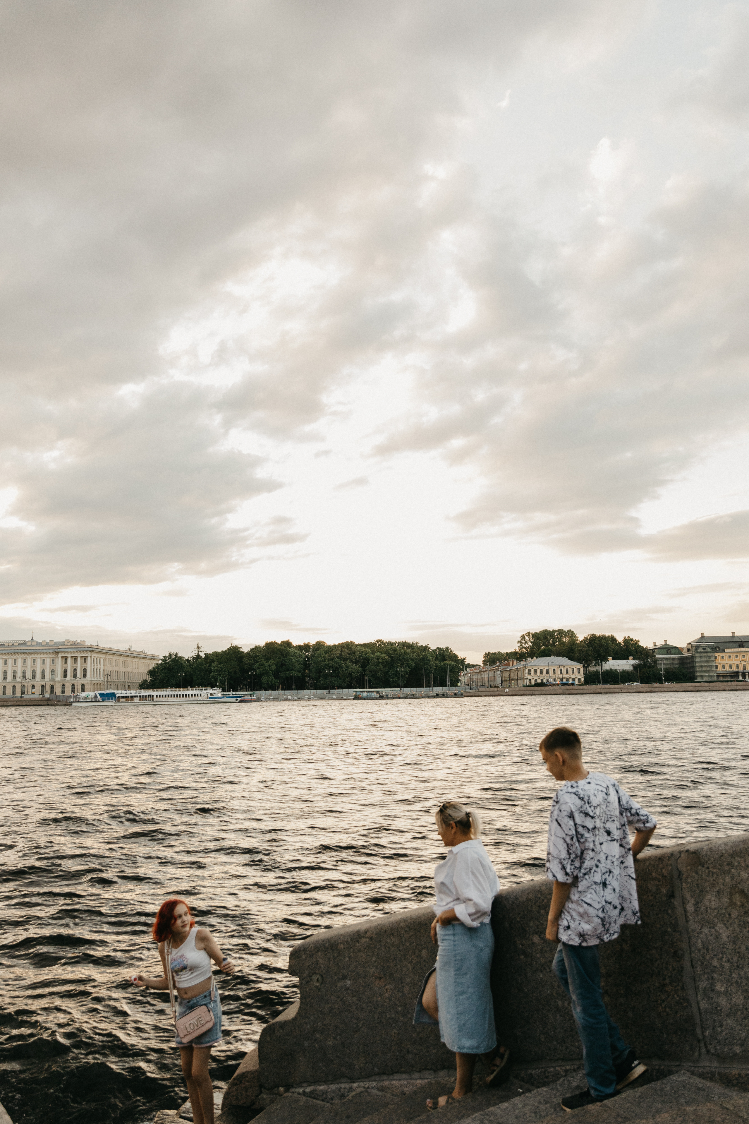 Надя, Настя, Лера, Саша. Главная