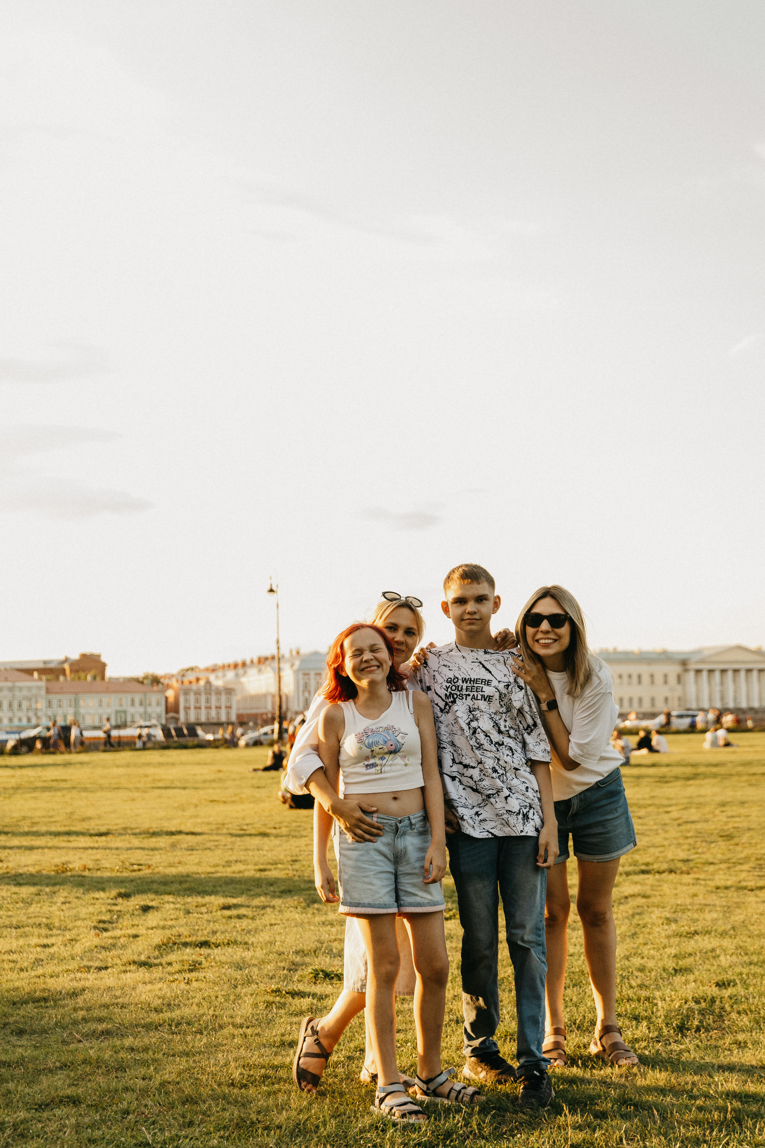 Надя, Настя, Лера, Саша. Главная