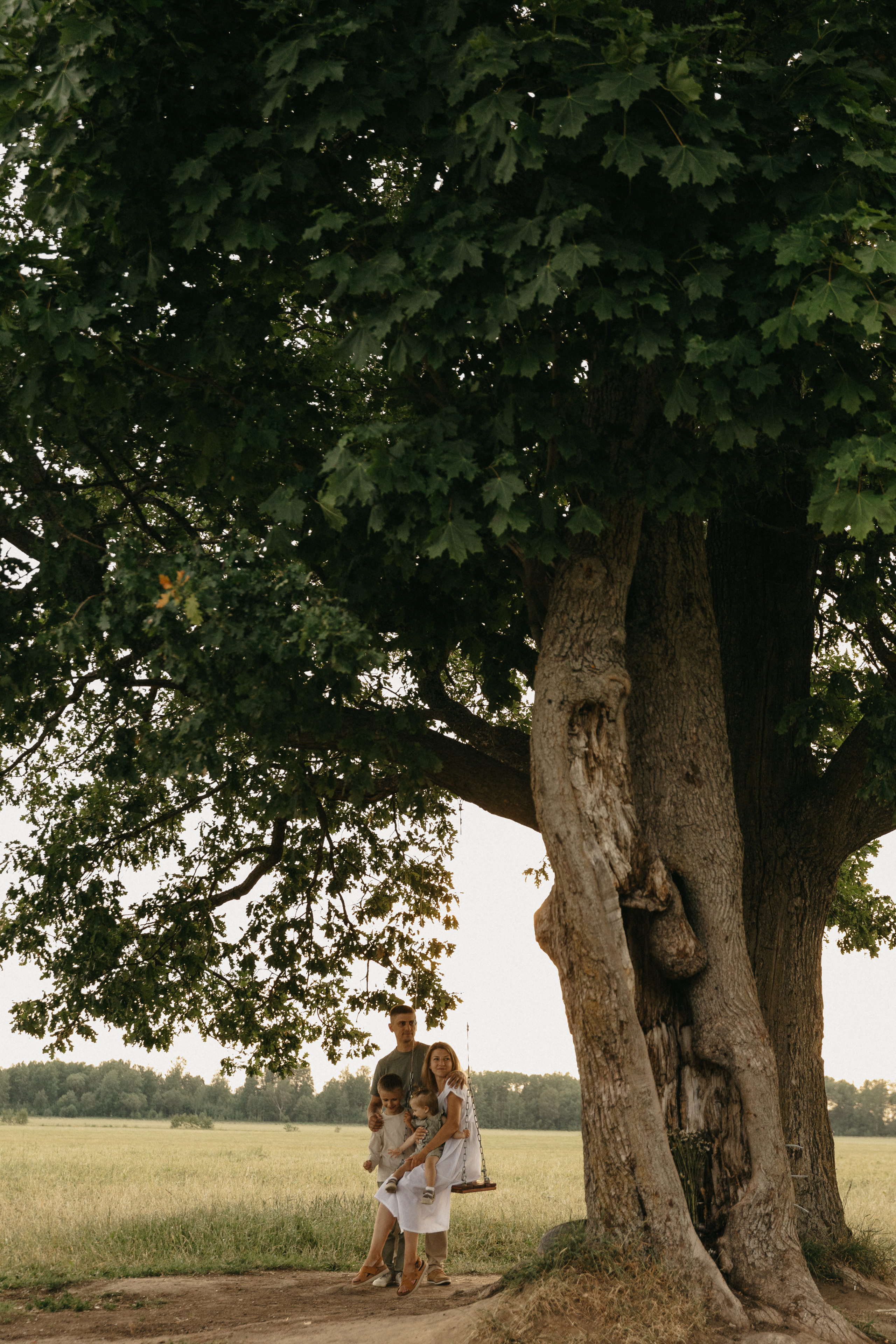 Марина, Женя, Даша, Ваня. Главная