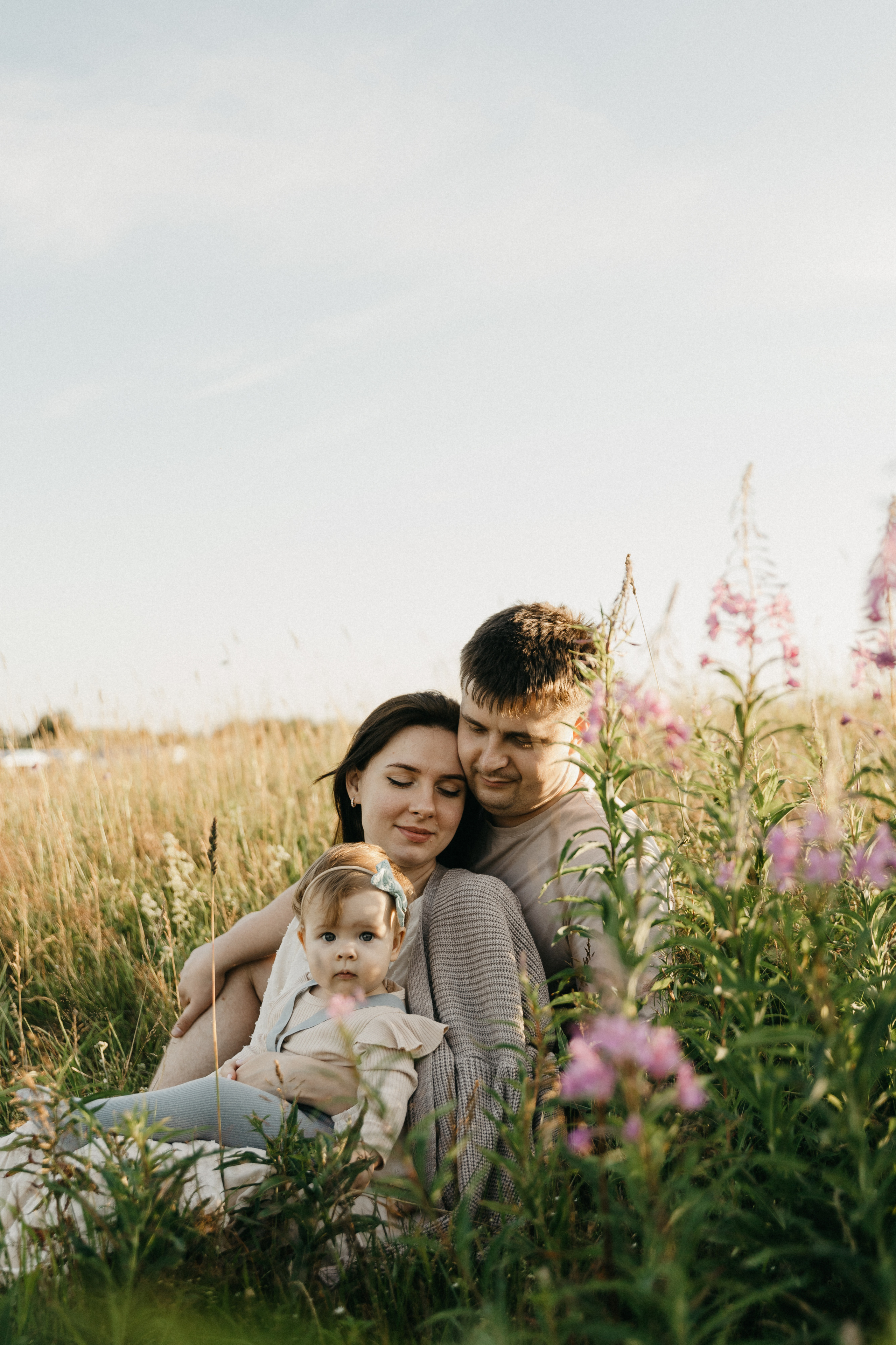 Настя, Леонид, Алиса. Главная