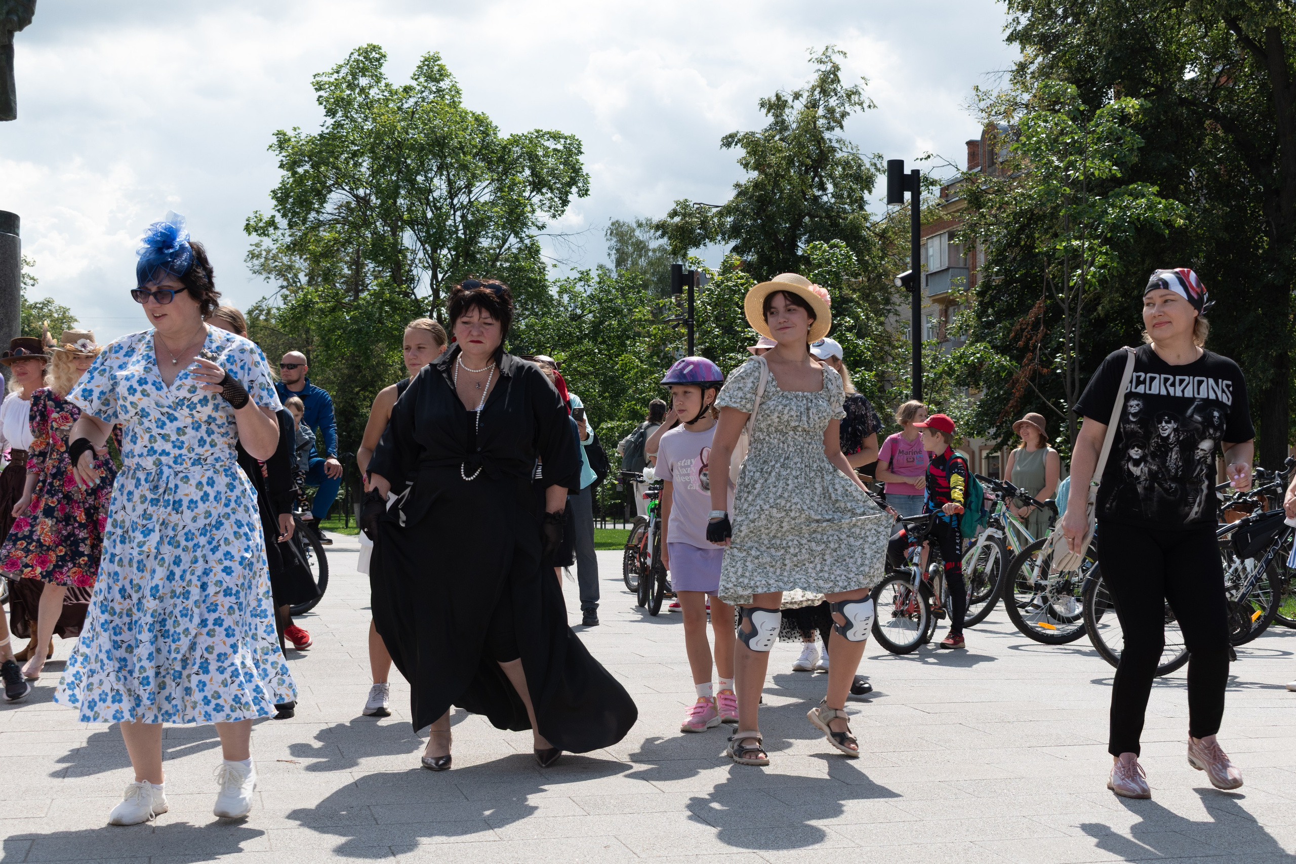 «Леди на велосипеде» — велопробег по г. Жуковскому 2025. Репортажный фотограф Сыбер Мартти