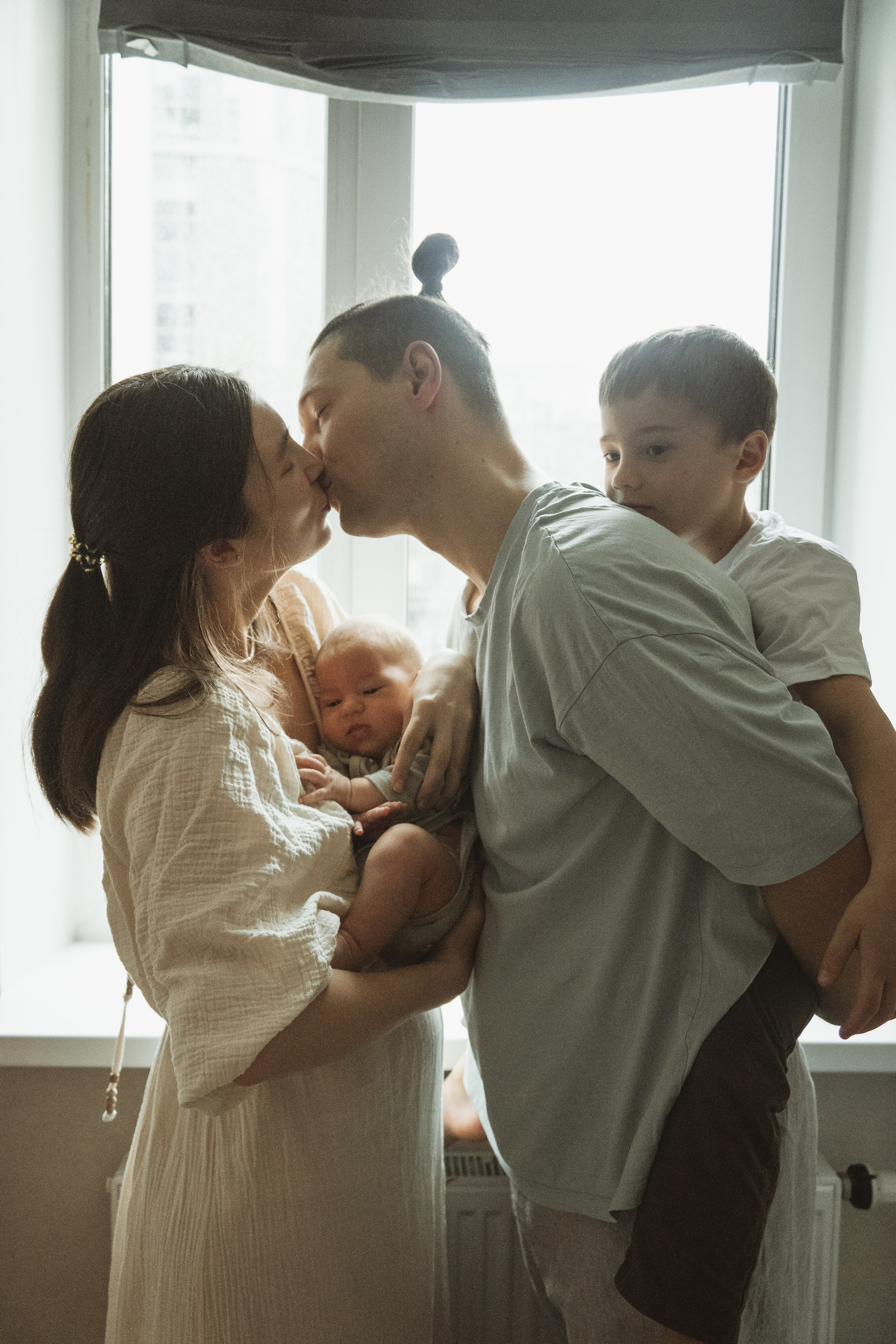 Домашняя съемка для семьи Ирины и Ивана. Портретный и семейный фотограф в Санкт-Петербурге Чугунова Анастасия