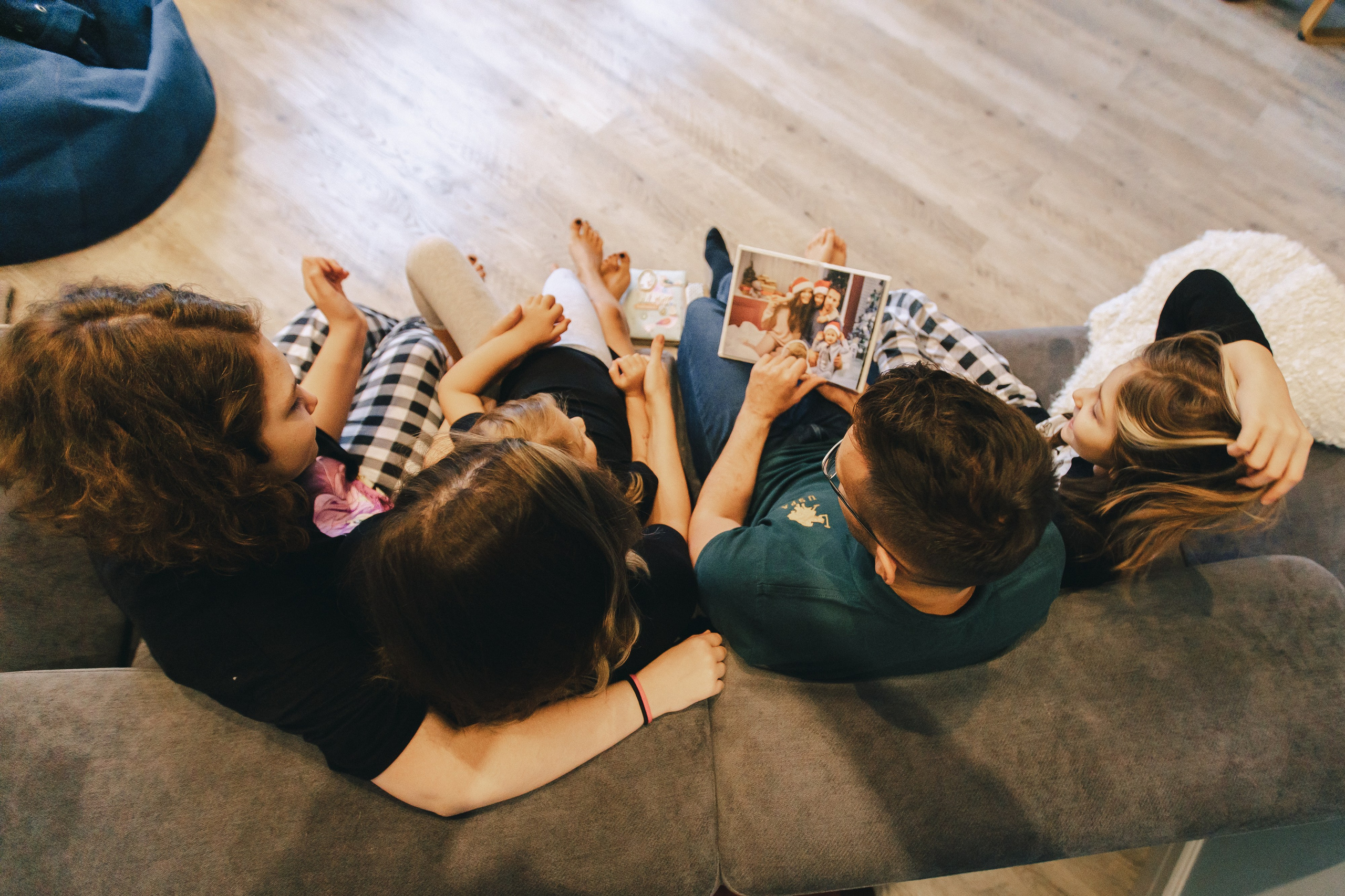 Игорь, Лера, Миля, Ксюша и Аня. Фотограф Таганрог Любимая Надя