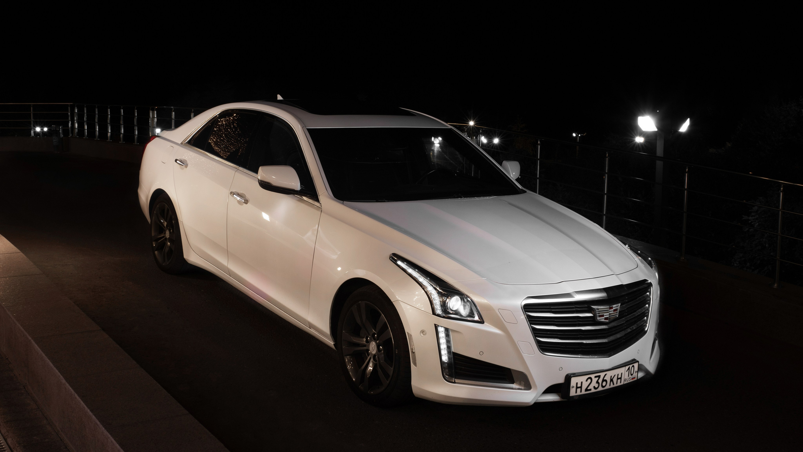 Cadillac. Камера Глика | Автомобильный фотограф из Петрозаводска