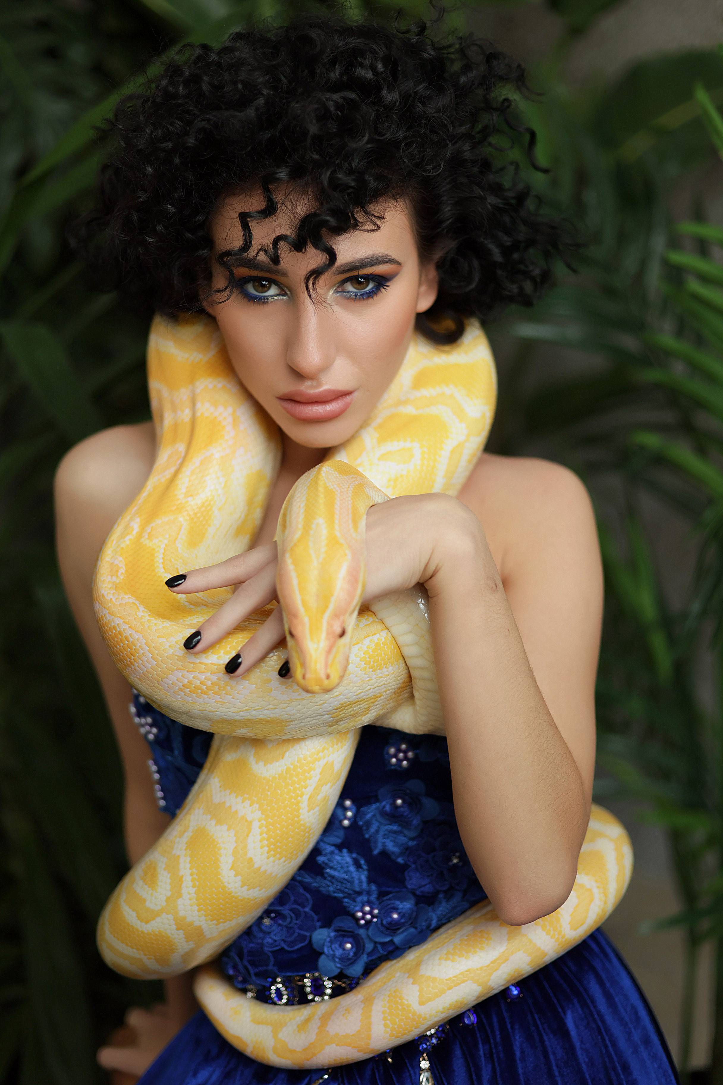 Женский портрет. Путешествуем вместе