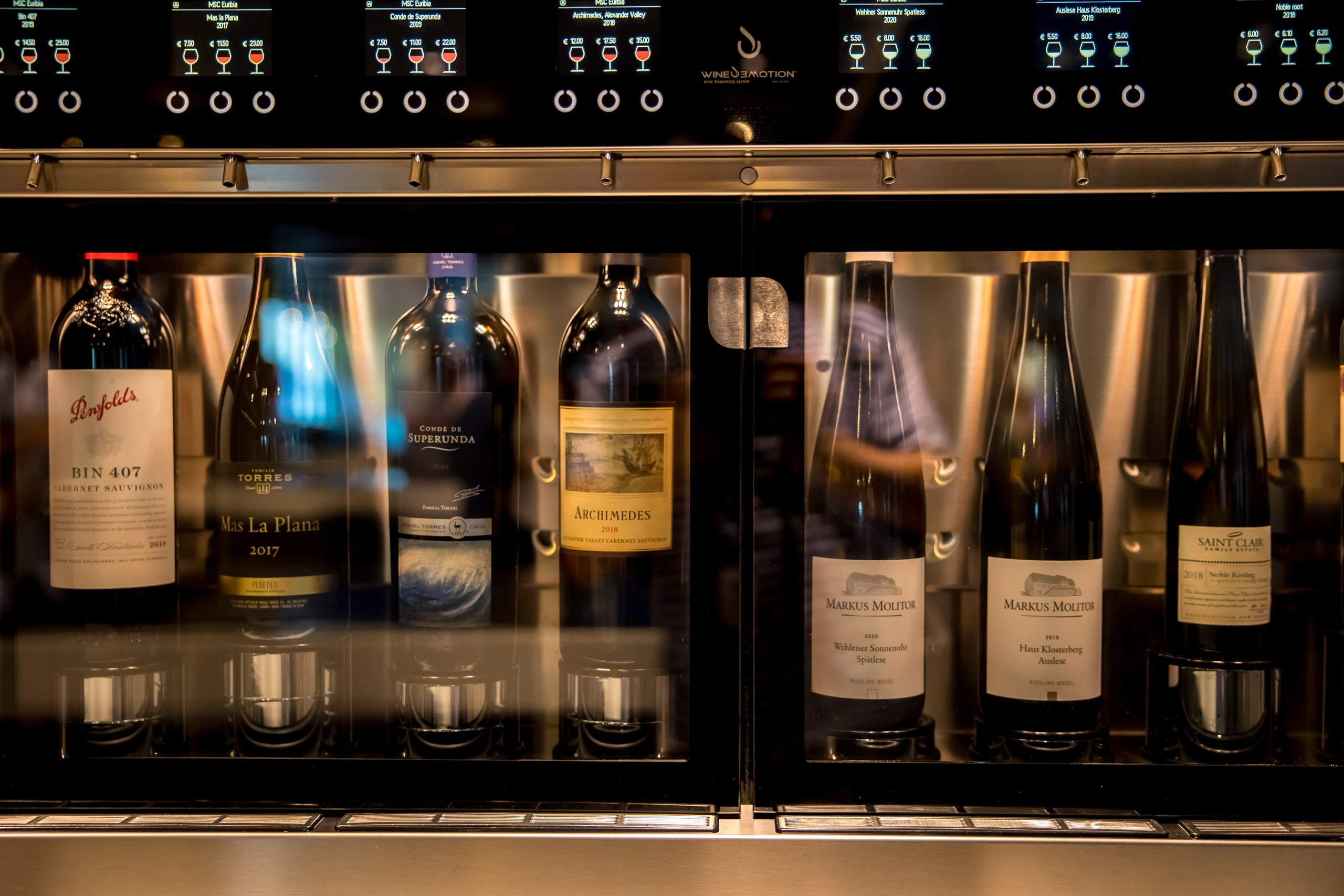 MSC Euribia Дубай — Доха — Бахрейн — Абу-Даби. Свадебное фото и видео в Ростове-на-Дону, Краснодаре, Москве и Крыму