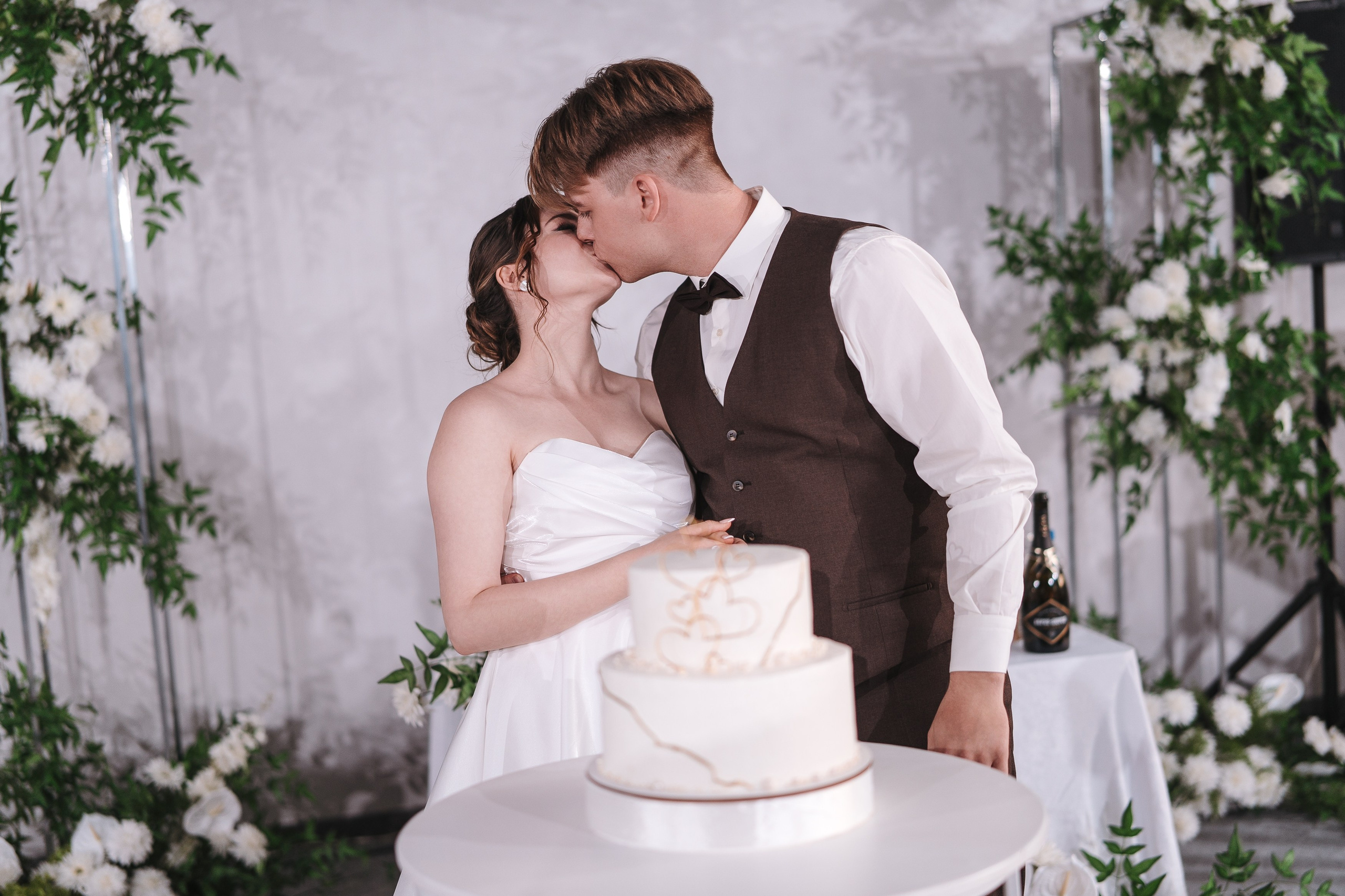 ВЕДУЩИЙ АЗАТ ГАЙСИН, ВИДЕОГРАФ ИЛЬНАР АХМАДУЛЛИН, ШАТЕР М5 ХОТИМ ЕДИМ