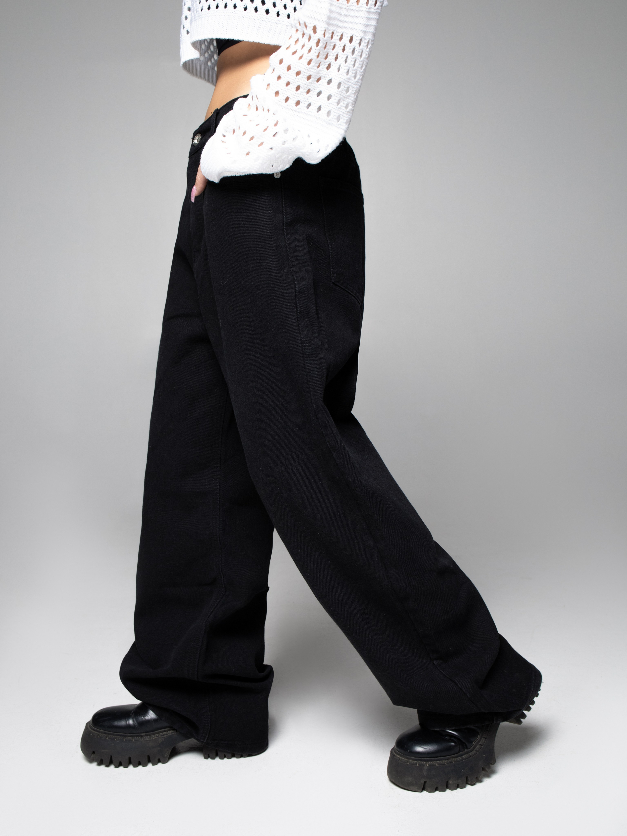 КАТАЛОГ | серый фон. RUNA production — стильные съемки для брендов