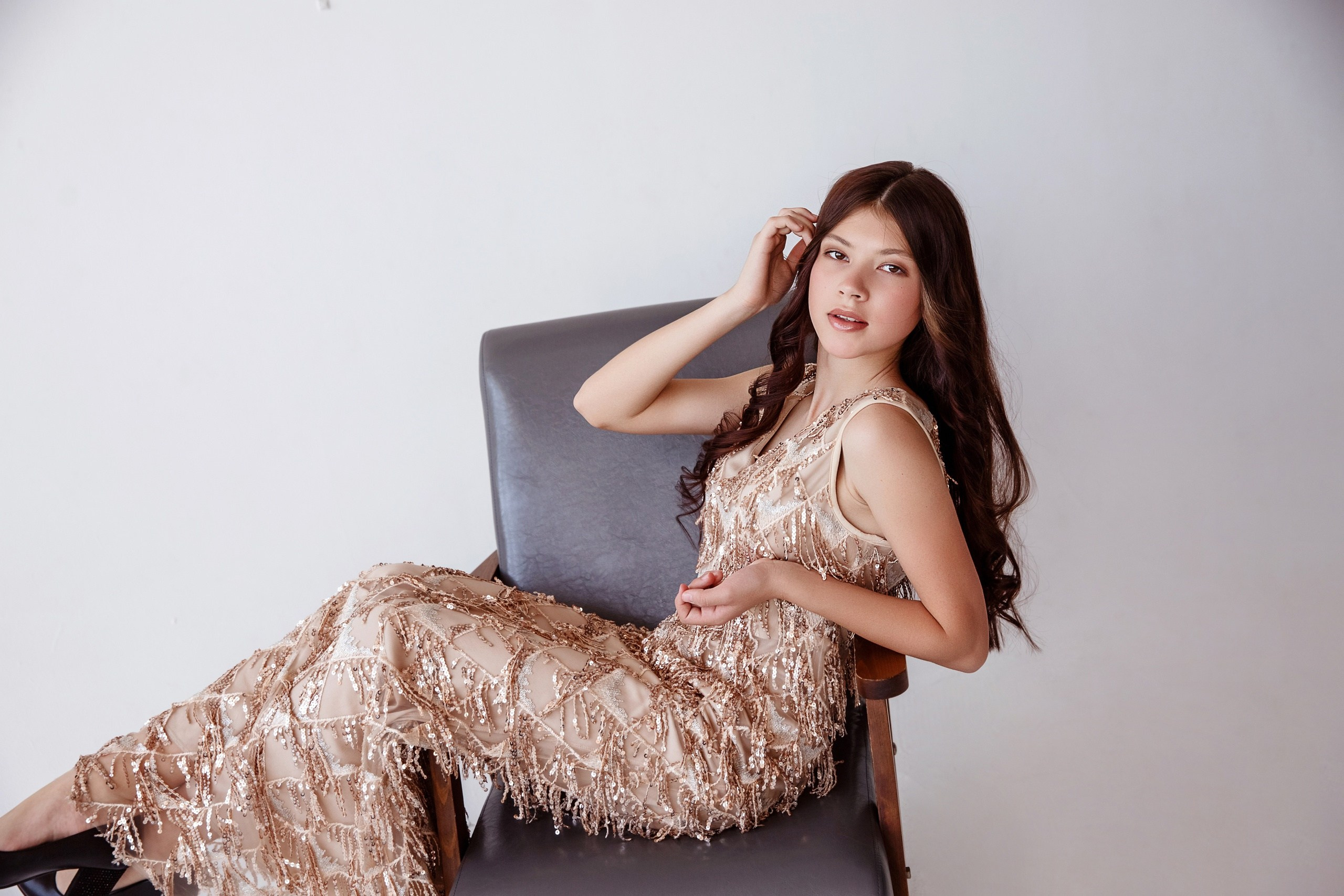 Платья для девушек размер 40-46. Фотостудия Малина в городе Улан-Удэ. Фотограф Ирина Жарникова