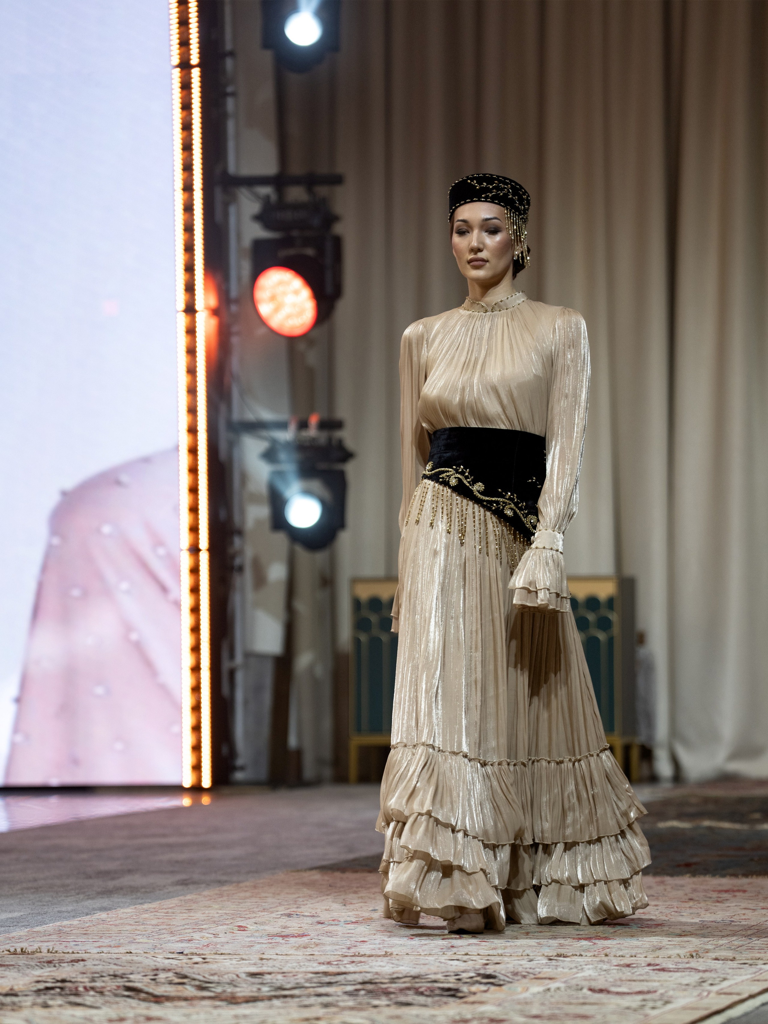 Khanshaiym brand. Сайт Алматинского НЮ АРТ, будуар и фэшн фотографа Дениса Карпенко