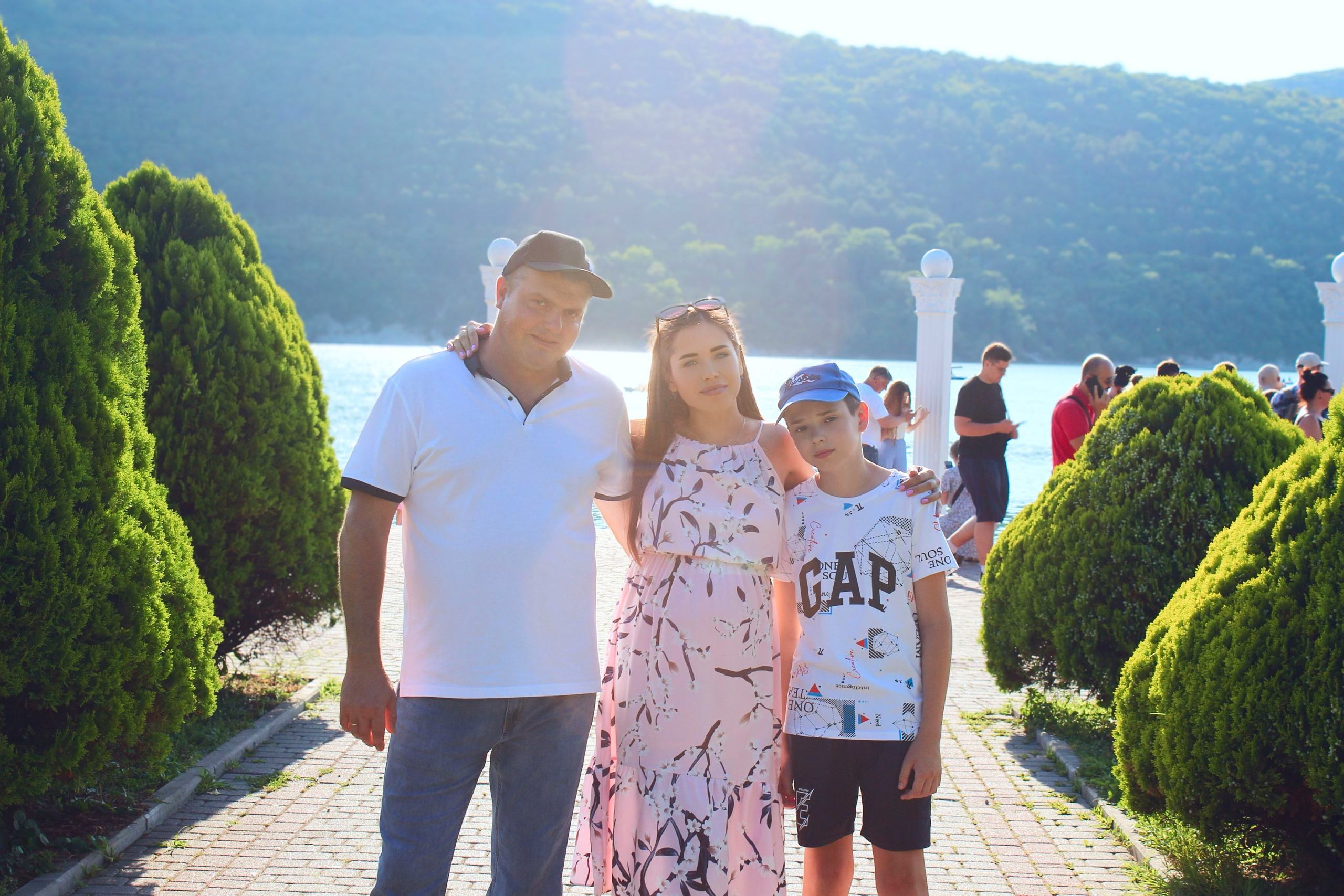 Прогулка в Абрау-Дюрсо. ВИДЕОГРАФ И ФОТОГРАФ В НОВОРОССИЙСКЕ / АНАПЕ / ГЕЛЕНДЖИКЕ