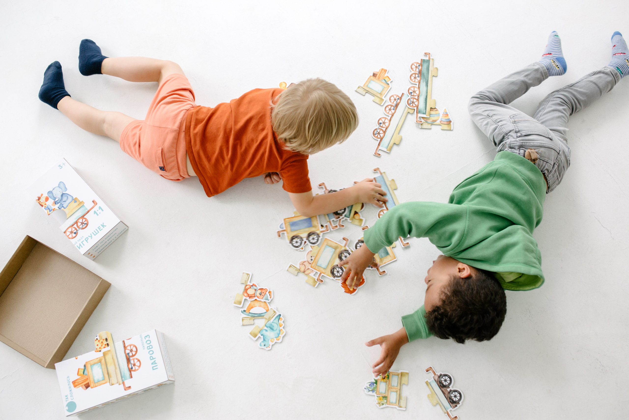 Детская съемка для бренда пазлов. Свадебный и семейный фотограф в Санкт-Петербурге Исупова Юлия