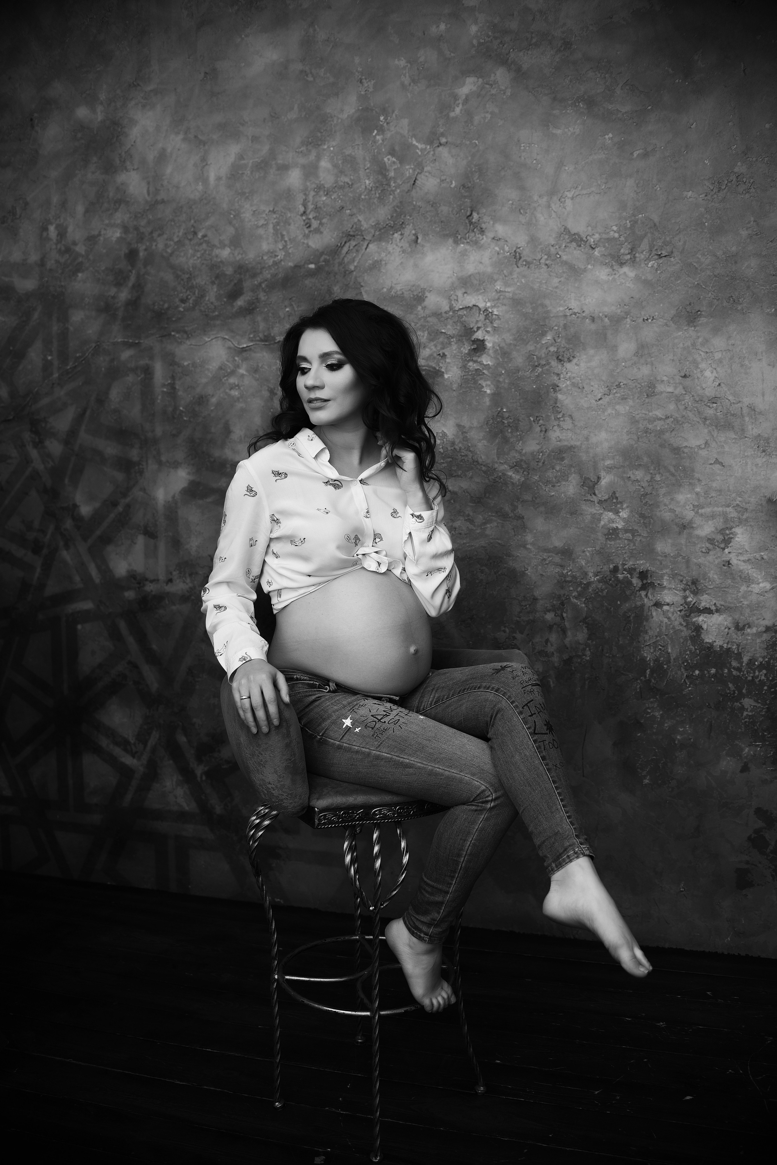 Фотосессия беременности студийная съемка. Свадебный, семейный, детский, контент фотограф в Омске Максим Ильин