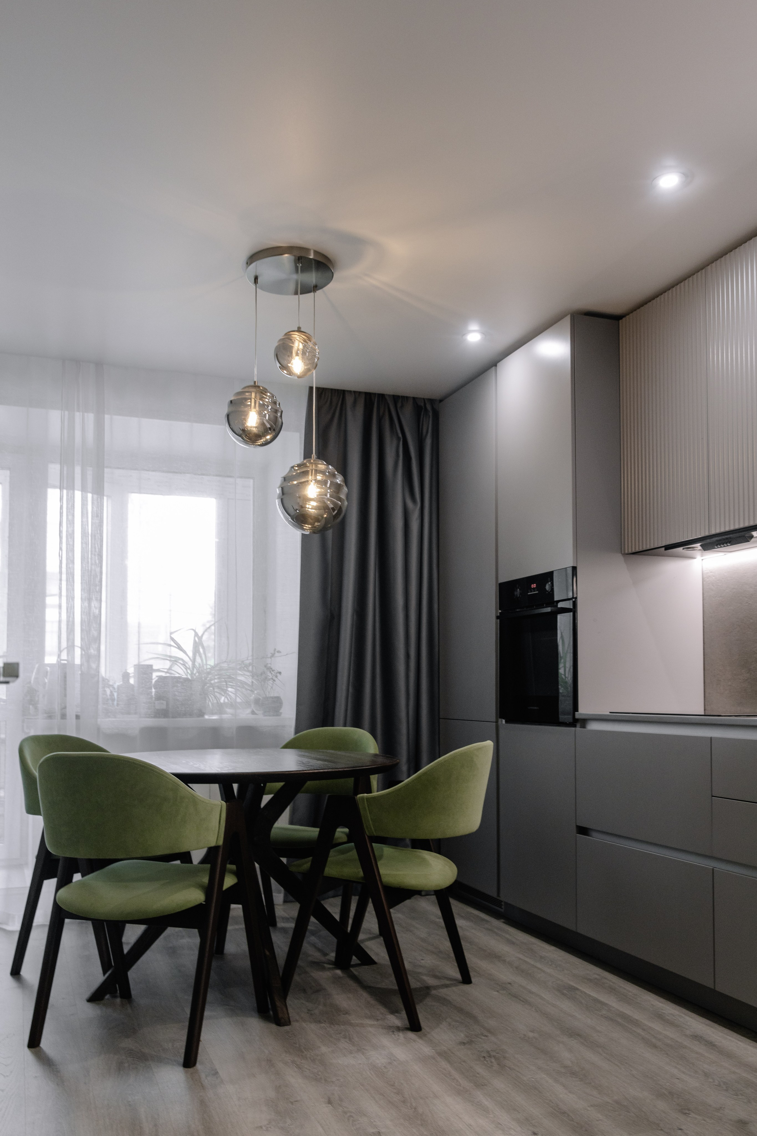 ИНТЕРЬЕРНАЯ СЪЁМКА. Аня Нагайцева фотограф в Томске, семьи, портреты, контент