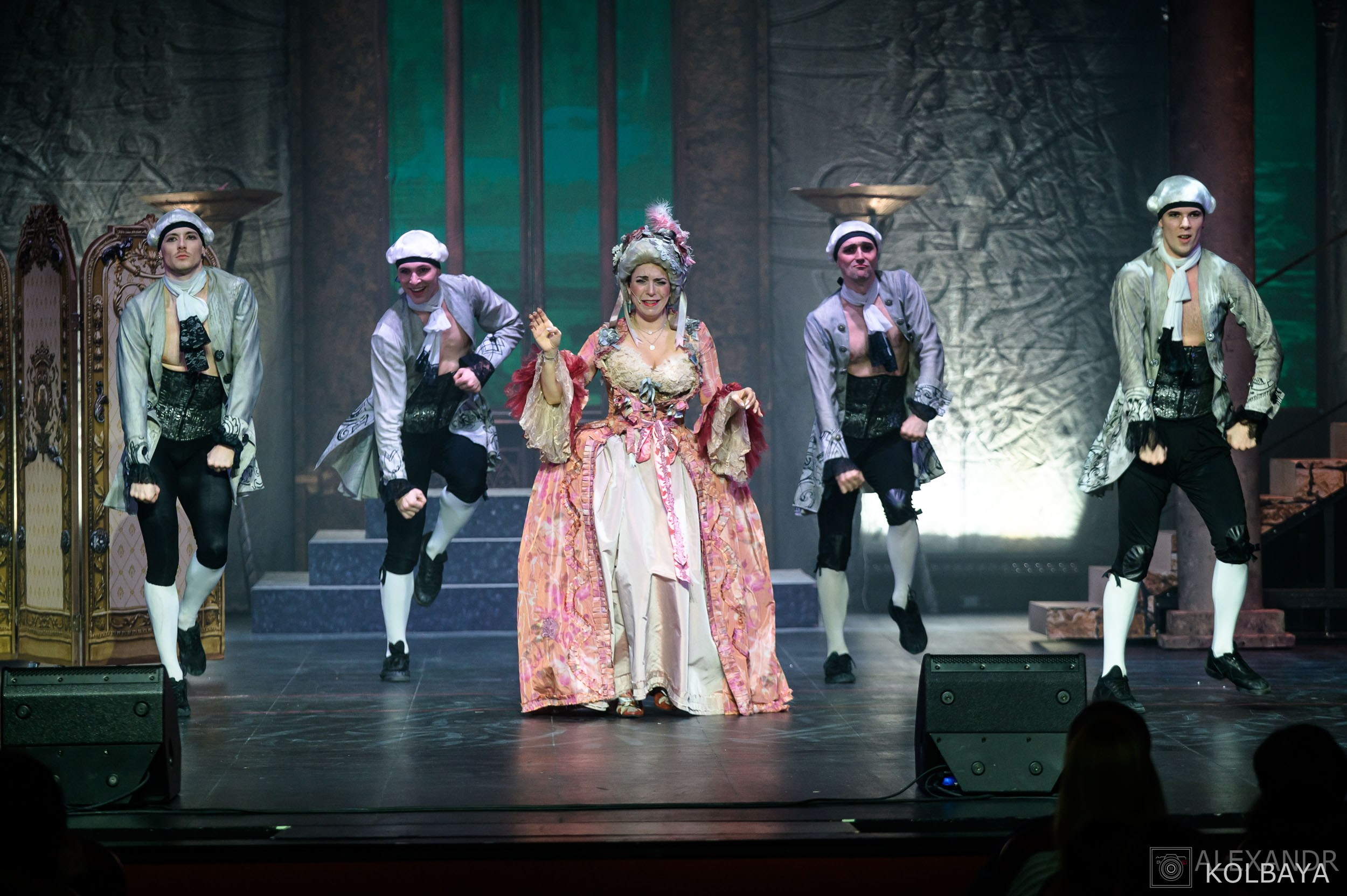 Опасные связи. Концертный и театральный репортажный фотограф в Москве Александр Колбая