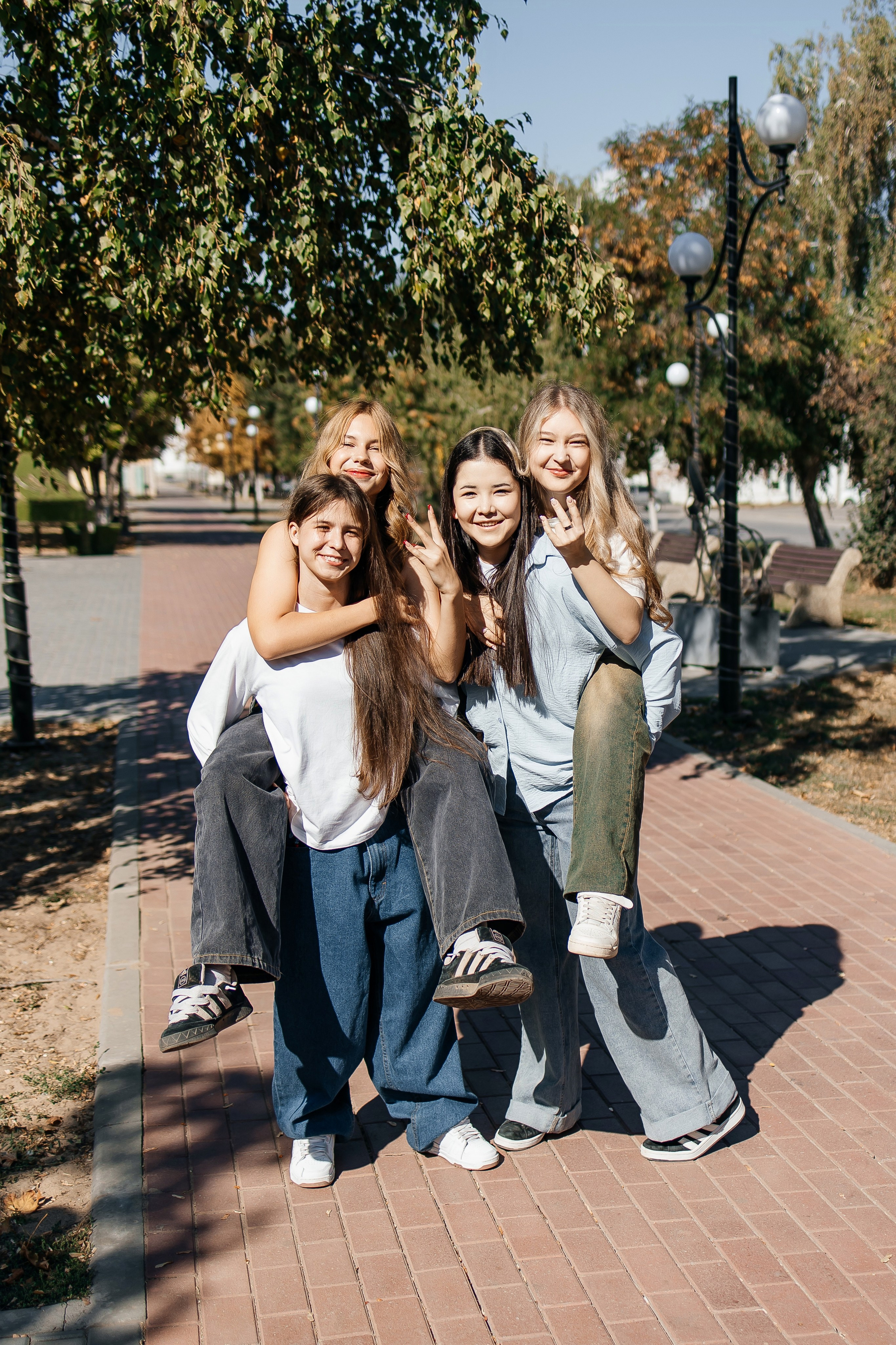 Школьный парк. Свадебный фотограф Саратов Екатерина Абросимова