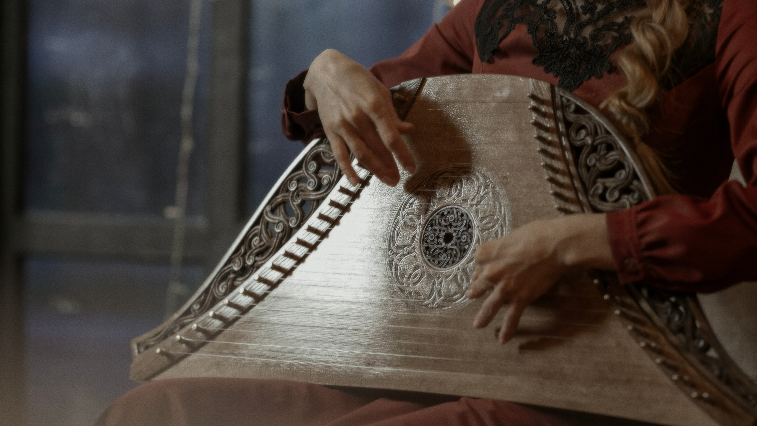 ПОРТРЕТ С ГУСЛЯМИ. Фотограф и Видеограф Артур Гимаев