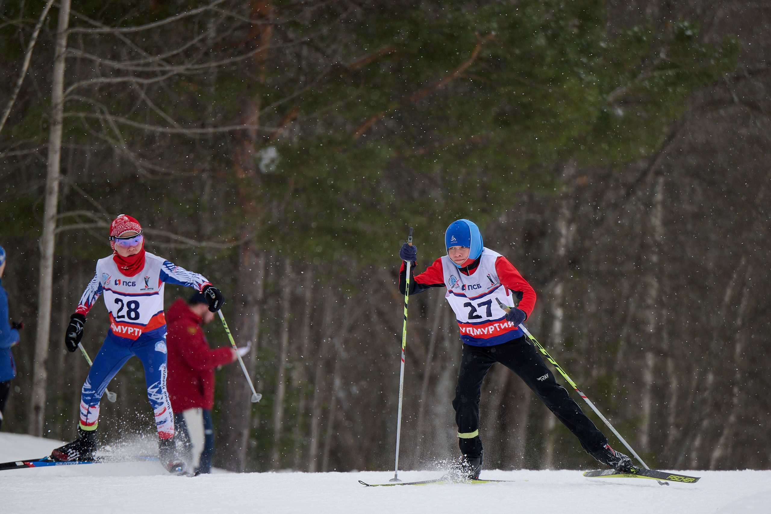 Всероссийские соревнования по лыжным гонкам «Пионерская правда». Ижевс. Спортивный репортажный фотограф в Ижевске Сергей Мерзляков