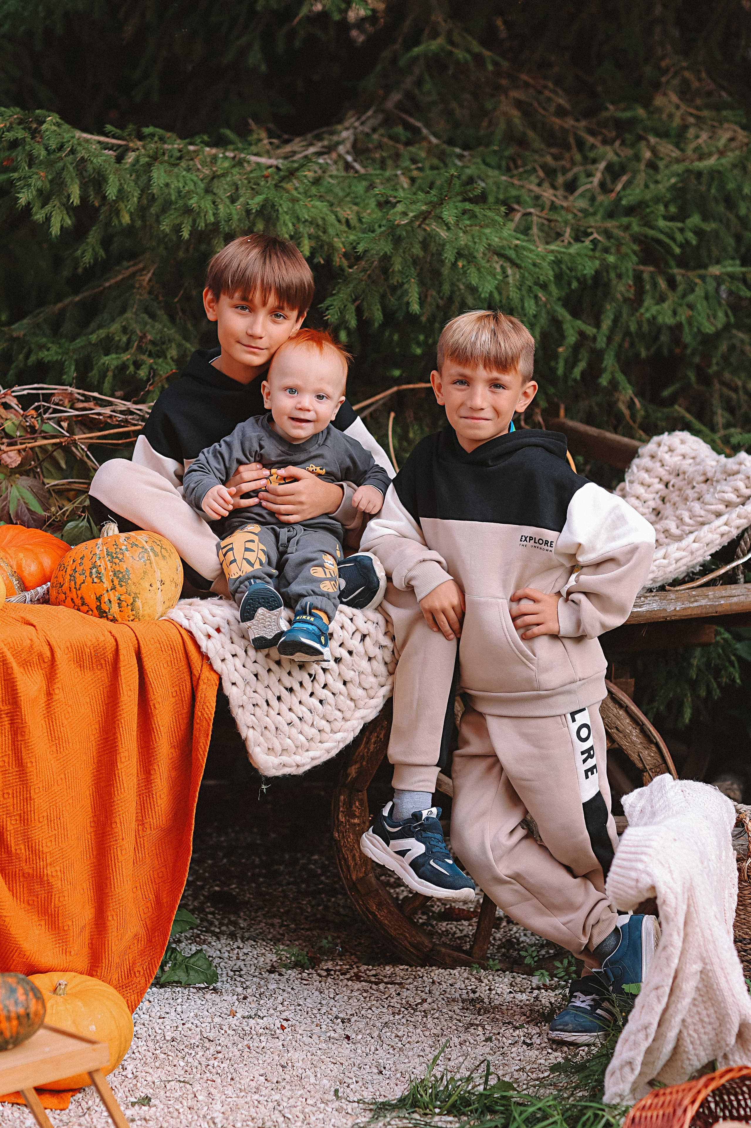 Тыквы. Семейный фотограф Тюмень, фотограф на роды Салмина Мария