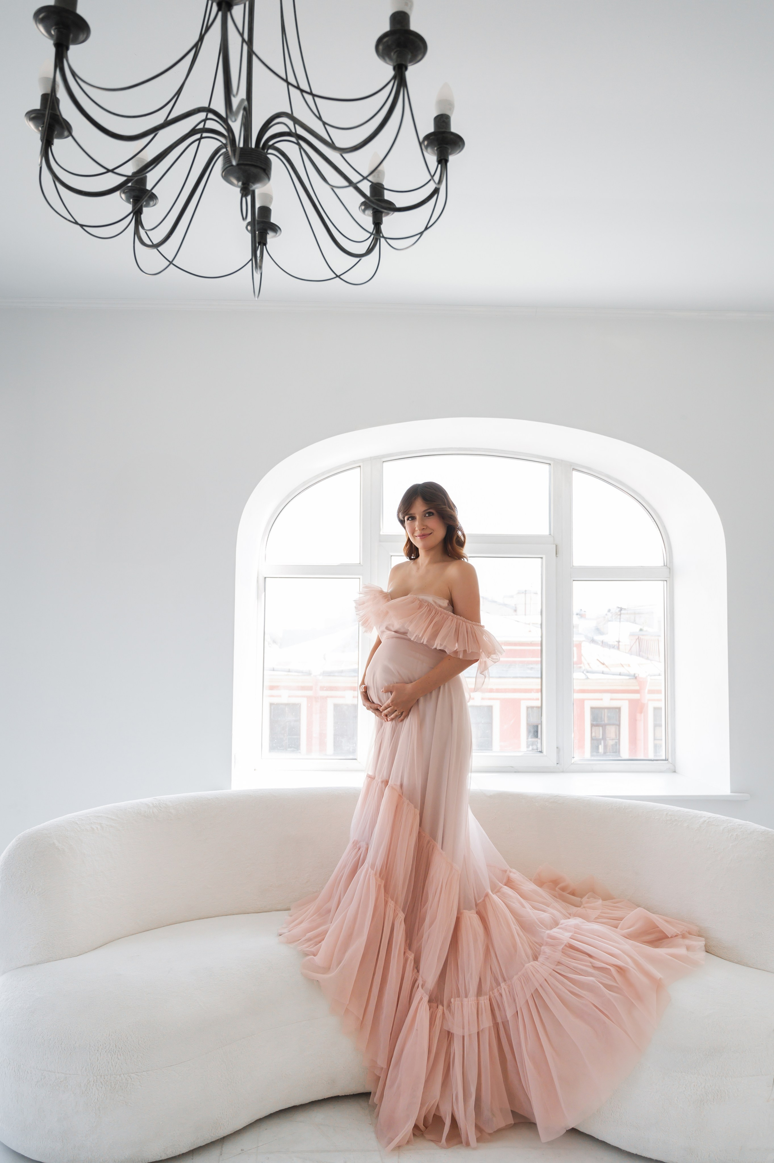 Профессиональный семейный и беременный фотограф в Санкт-Петербурге — Маргарита Иванова. Индивидуальные фотосессии под ключ: от образа до гот. Профессиональный фотограф беременности в СПБ. Стильные фотосессии беременности в стиле минимализм и классическая фотография