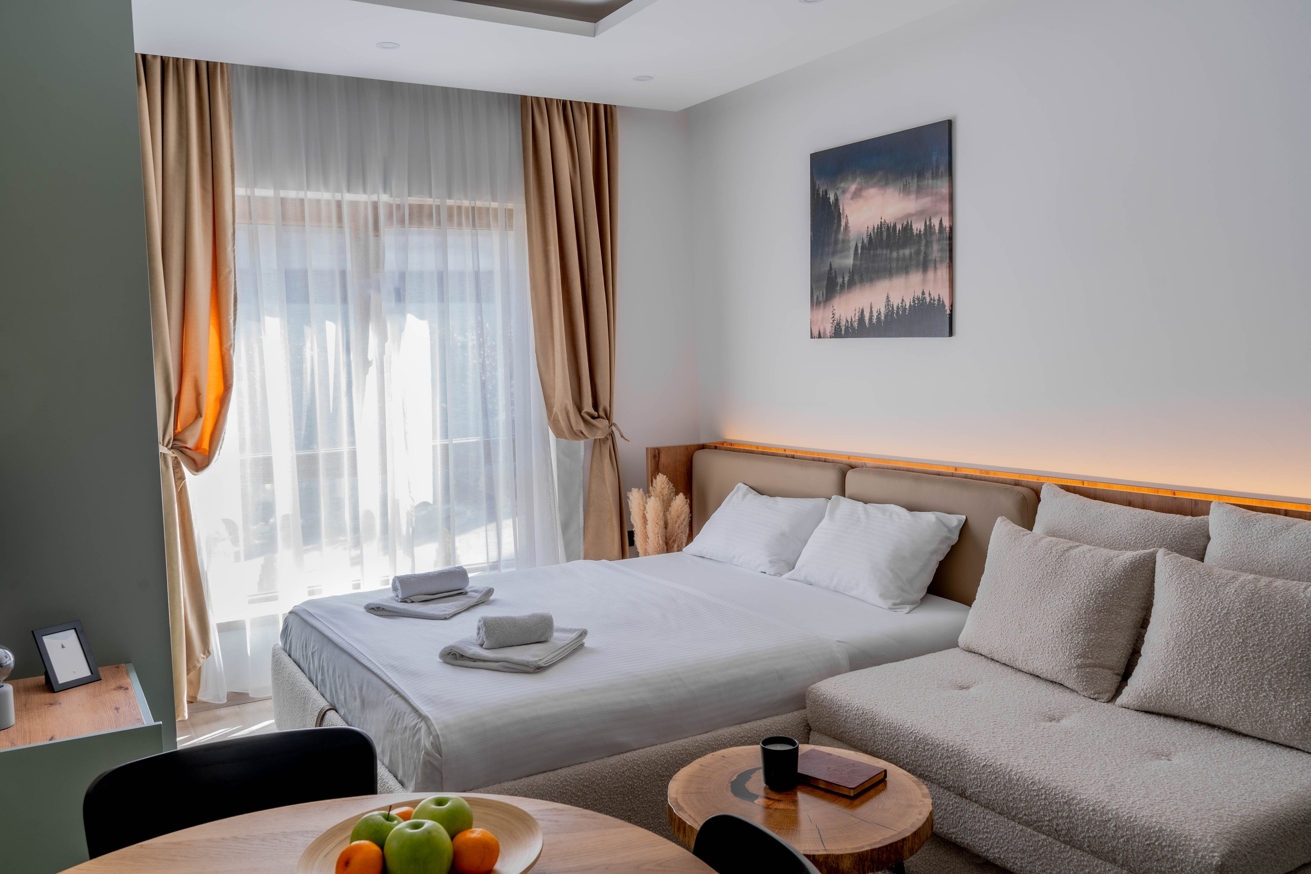 Madre interiors. Photographer Liana Sudets Serbia Kopaonik Brzece Brus