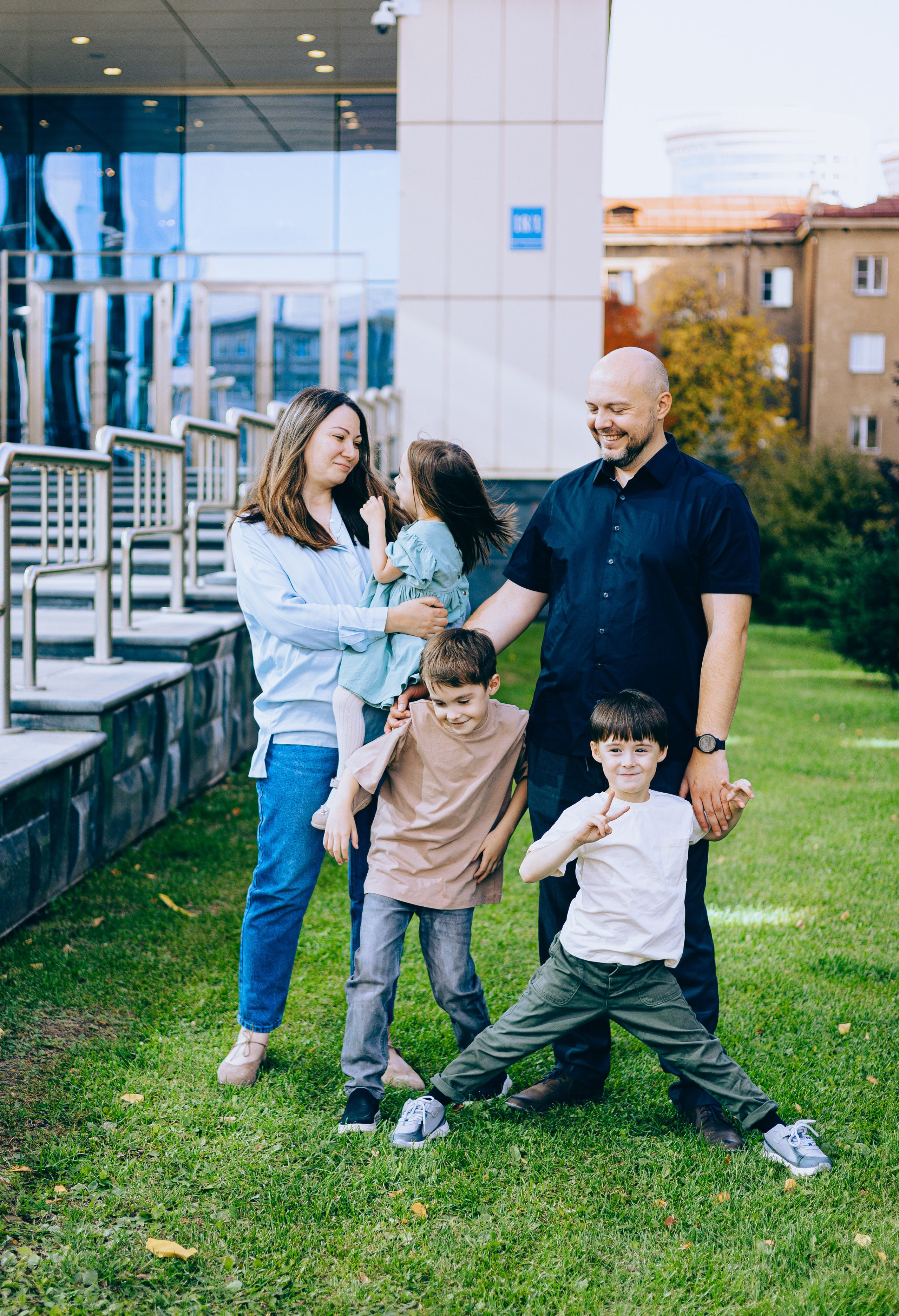 Анастасия и Алексей и их Большая Семья