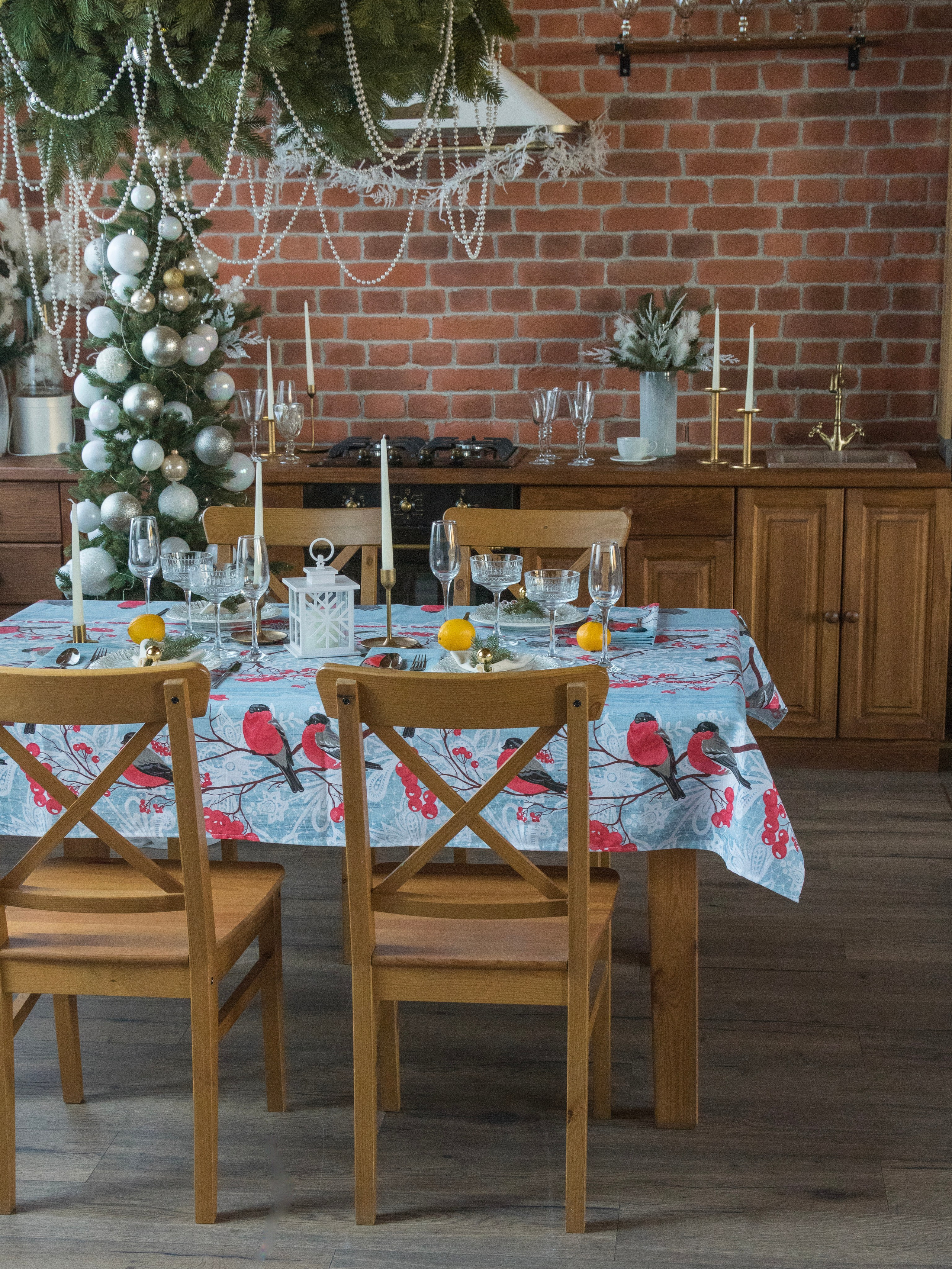 Скатерть новогодняя. Фотостудия для Wildberries Ozon