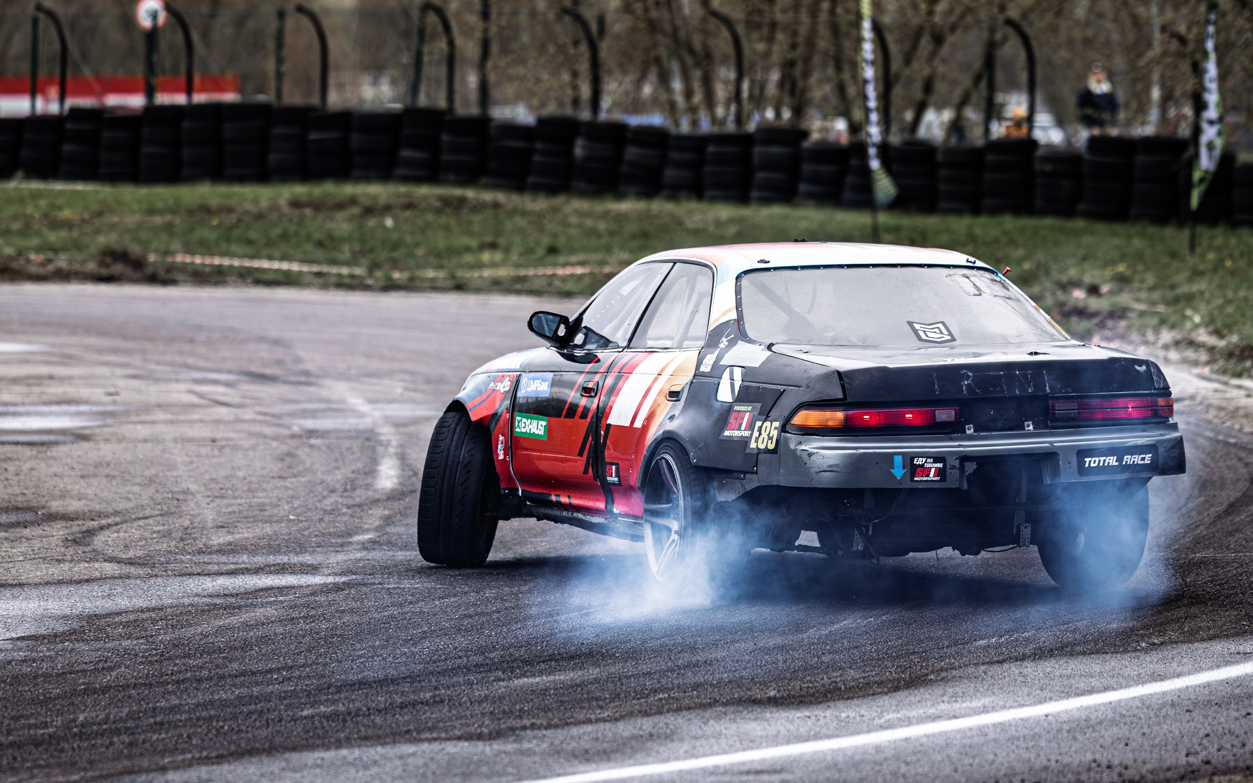 AUTO. Репортажный, портретный фотограф, фотохудожник Катя Санникова