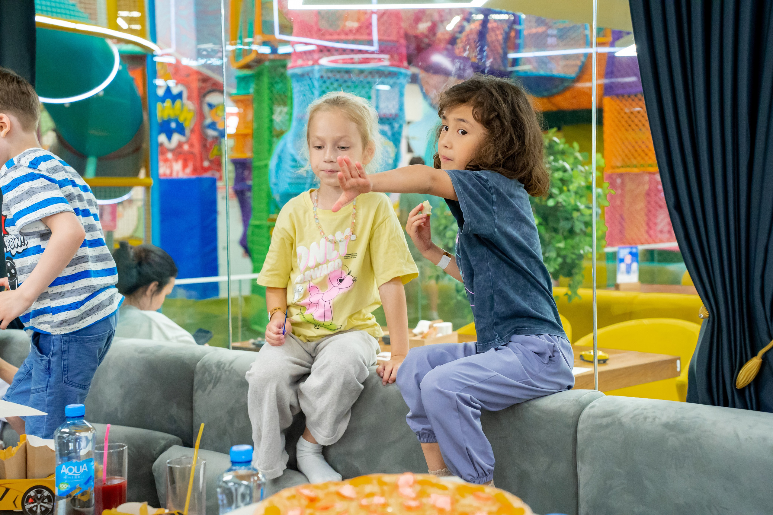 Выпускной Пиццерия. Фотограф Казакова Анастасия