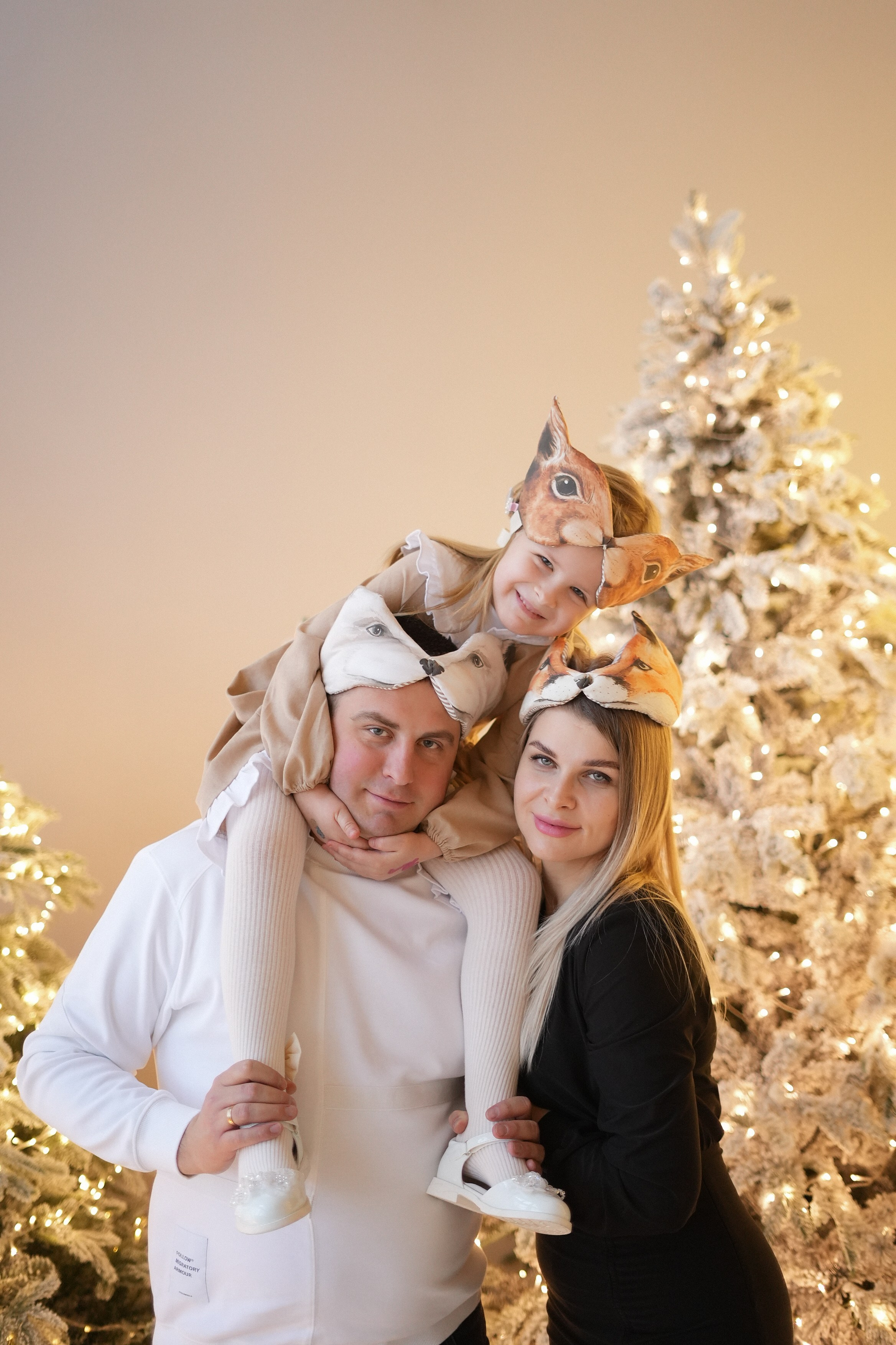 Семья Шуриловых новый год. Фотограф Волгоград Анастасия Ли