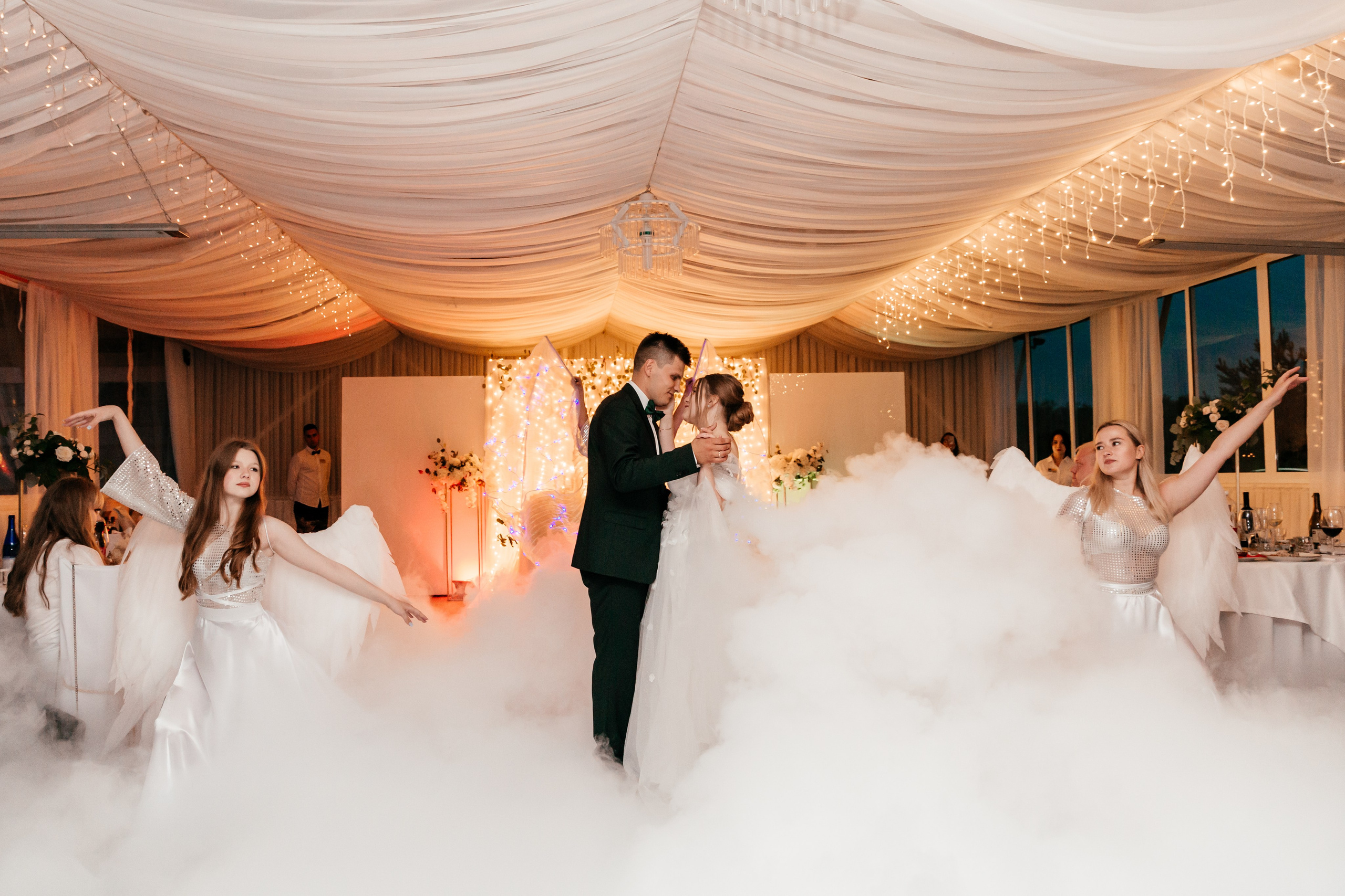 MORE WEDDING PHOTOS. Главная