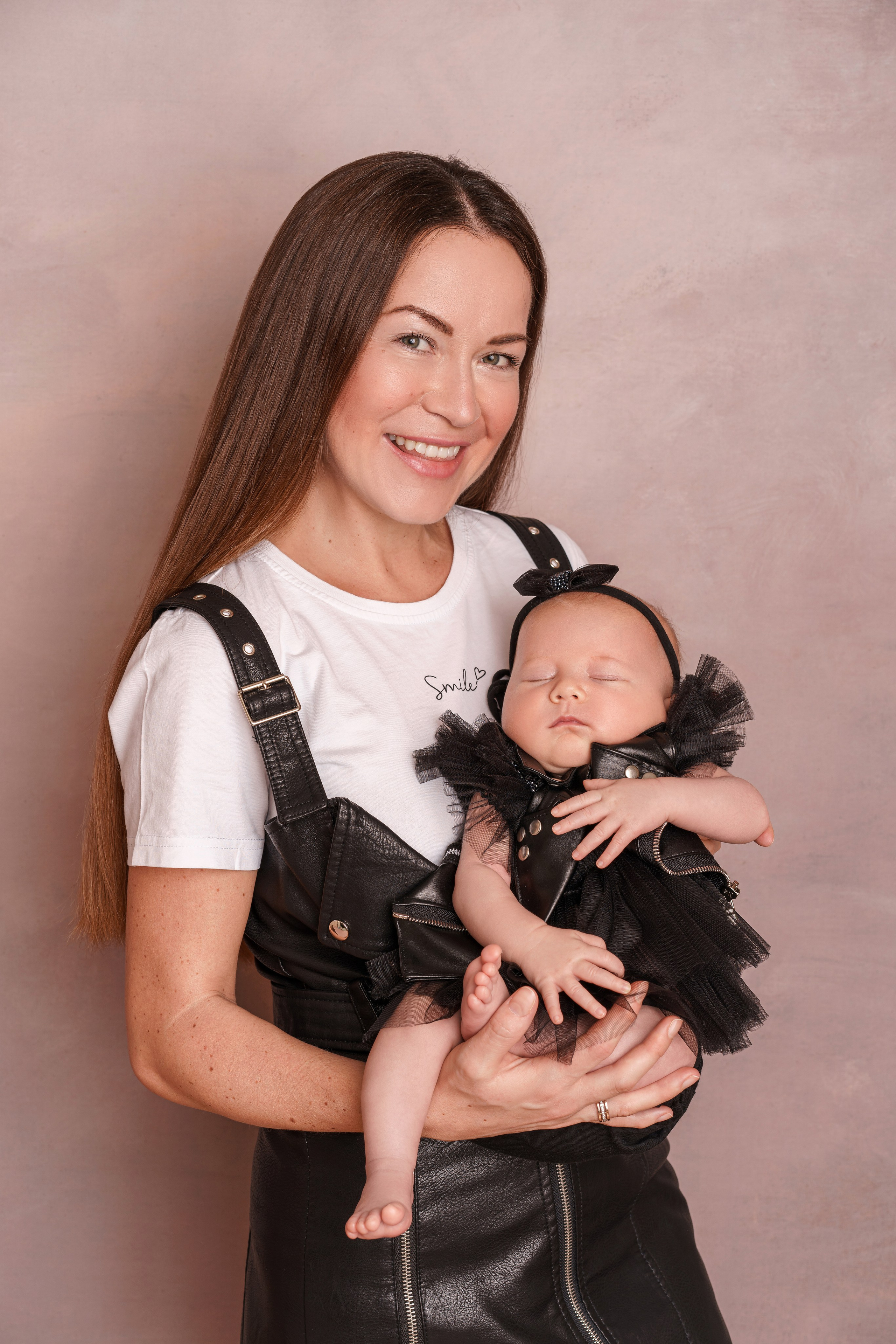 Семейные фотосессии с новорожденными | Трогательные кадры малышей и их близких в Москве и МО. Фотосессия новорожденных в Москве и Московской области | Профессиональный фотограф newborn — Татьяна Иванова